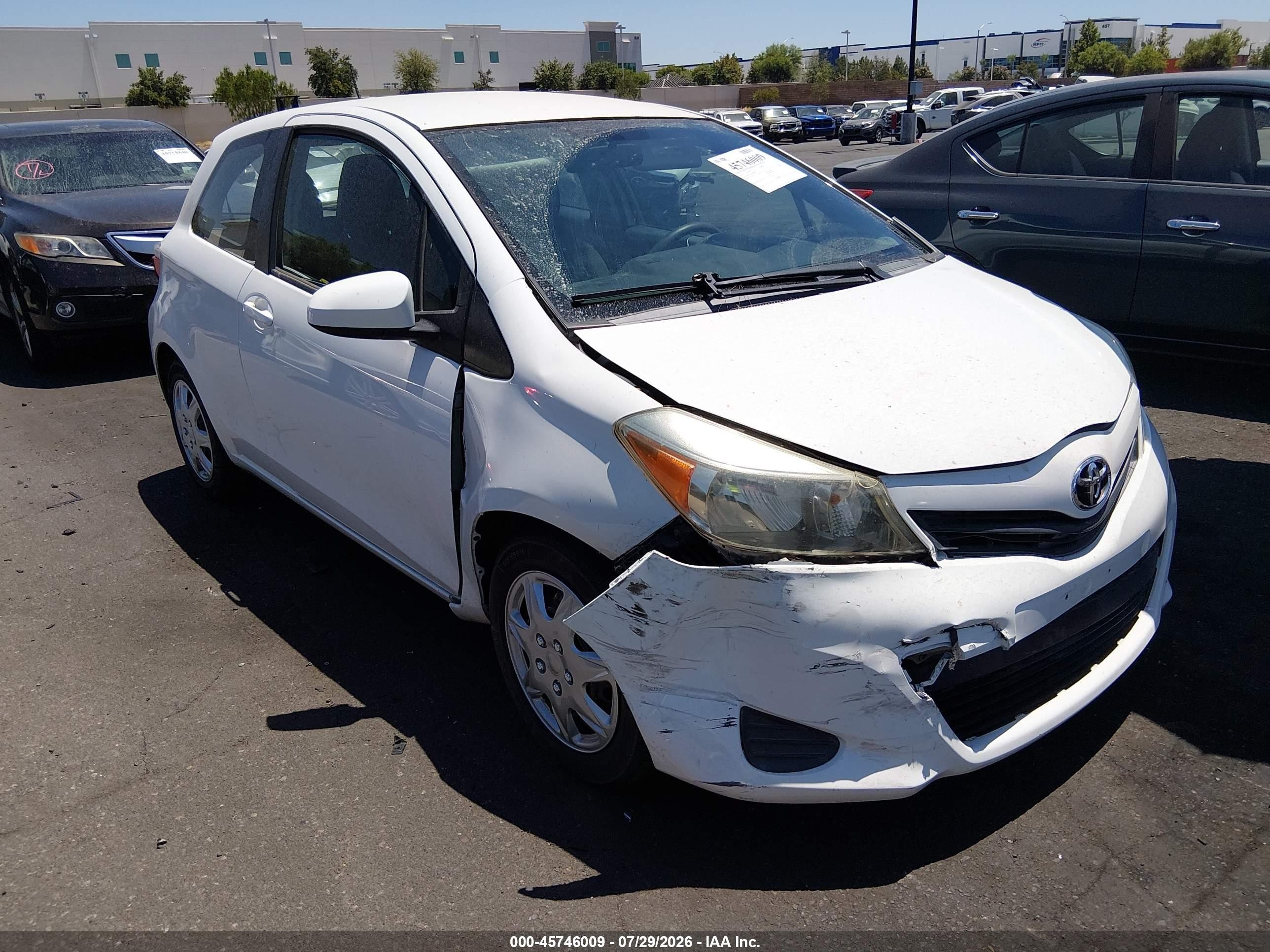 2014 Toyota Yaris L (tmmf Plant) Белый vin: VNKJTUD35EA008899