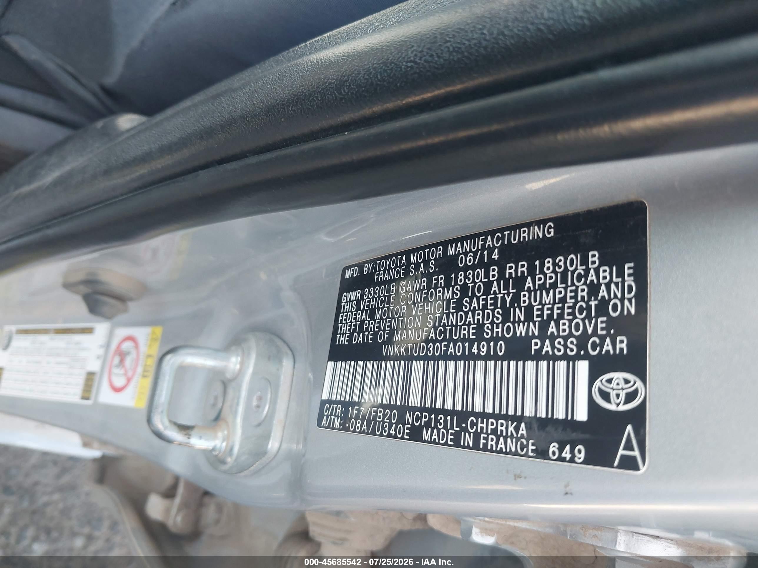 2015 Toyota Yaris Le Silver vin: VNKKTUD30FA014910