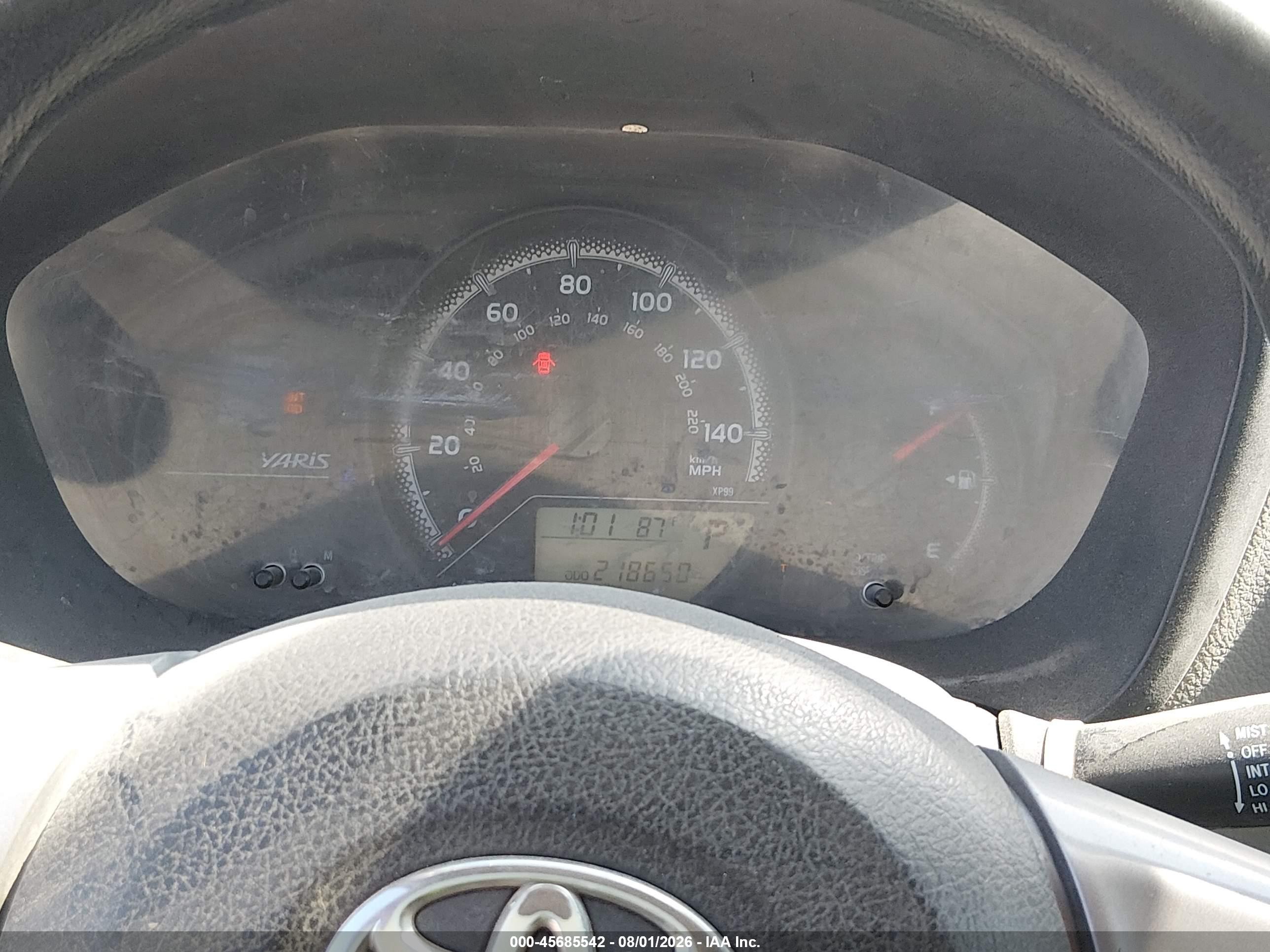 2015 Toyota Yaris Le Silver vin: VNKKTUD30FA014910
