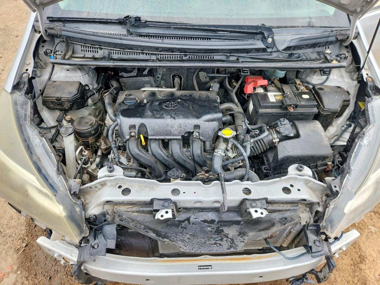 2015 Toyota Yaris 5-door Se Серебряный vin: VNKKTUD30FA026863
