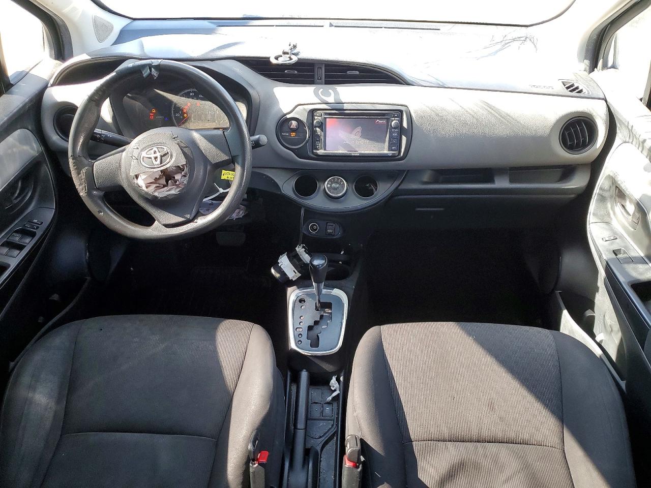 2015 Toyota Yaris Черный vin: VNKKTUD30FA034428
