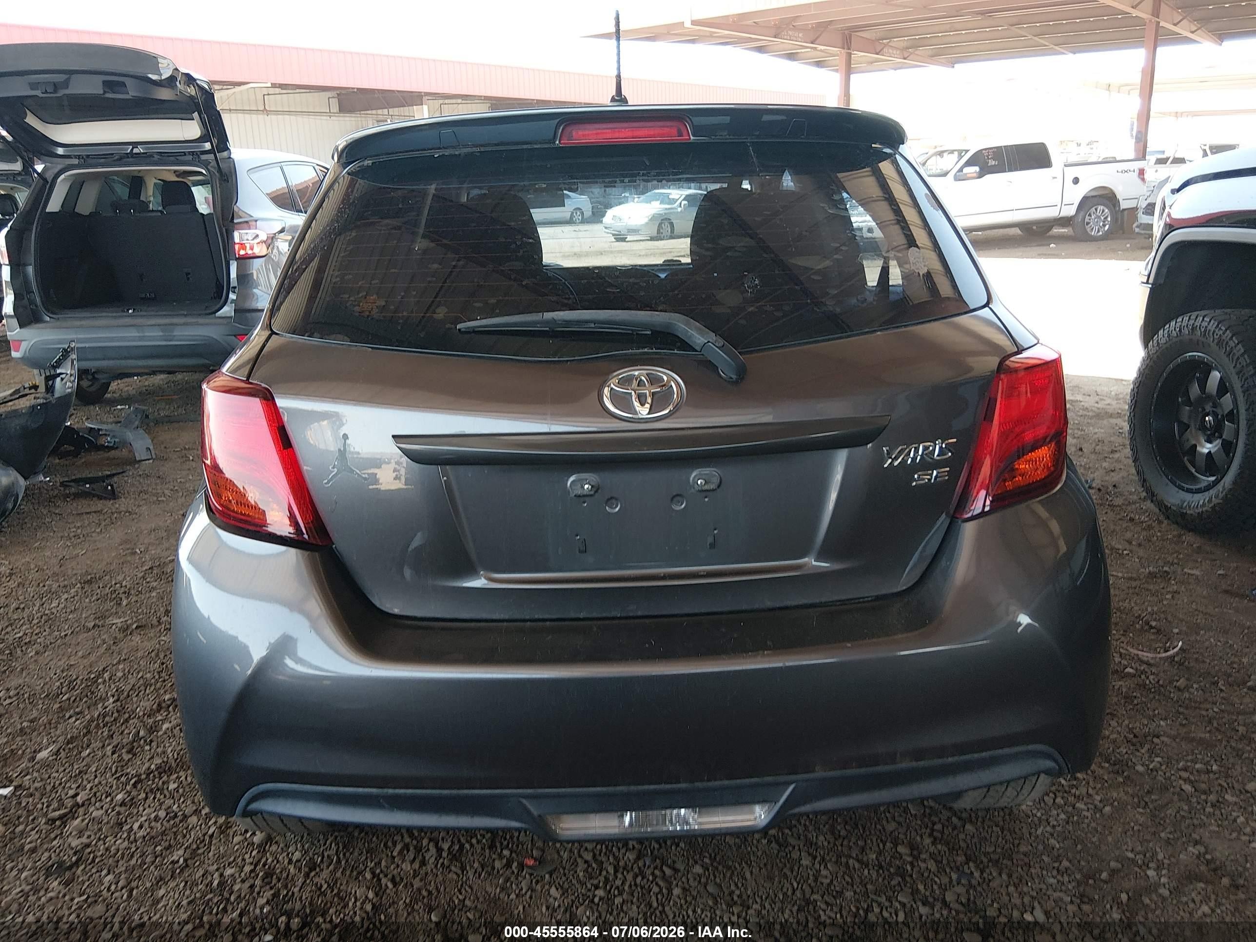 2015 Toyota Yaris Se Gray vin: VNKKTUD30FA039497