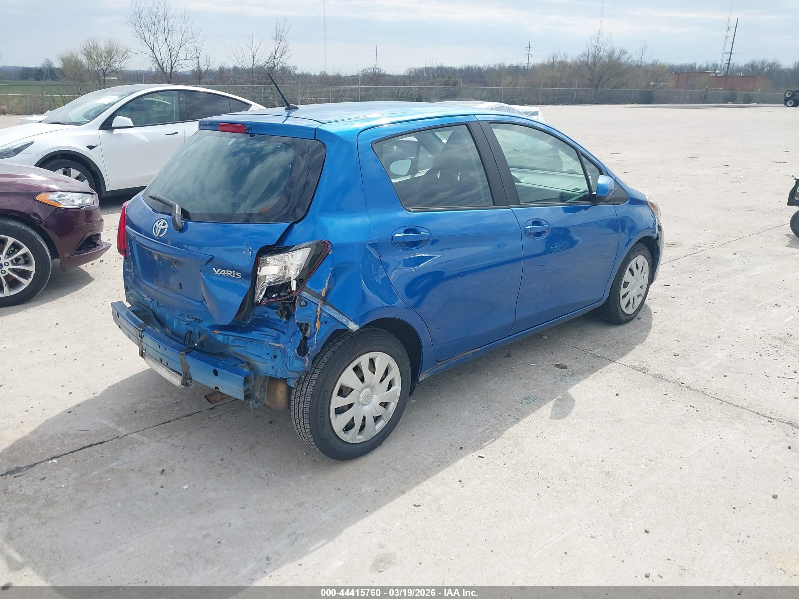 2015 Toyota Yaris L Blue vin: VNKKTUD30FA041265