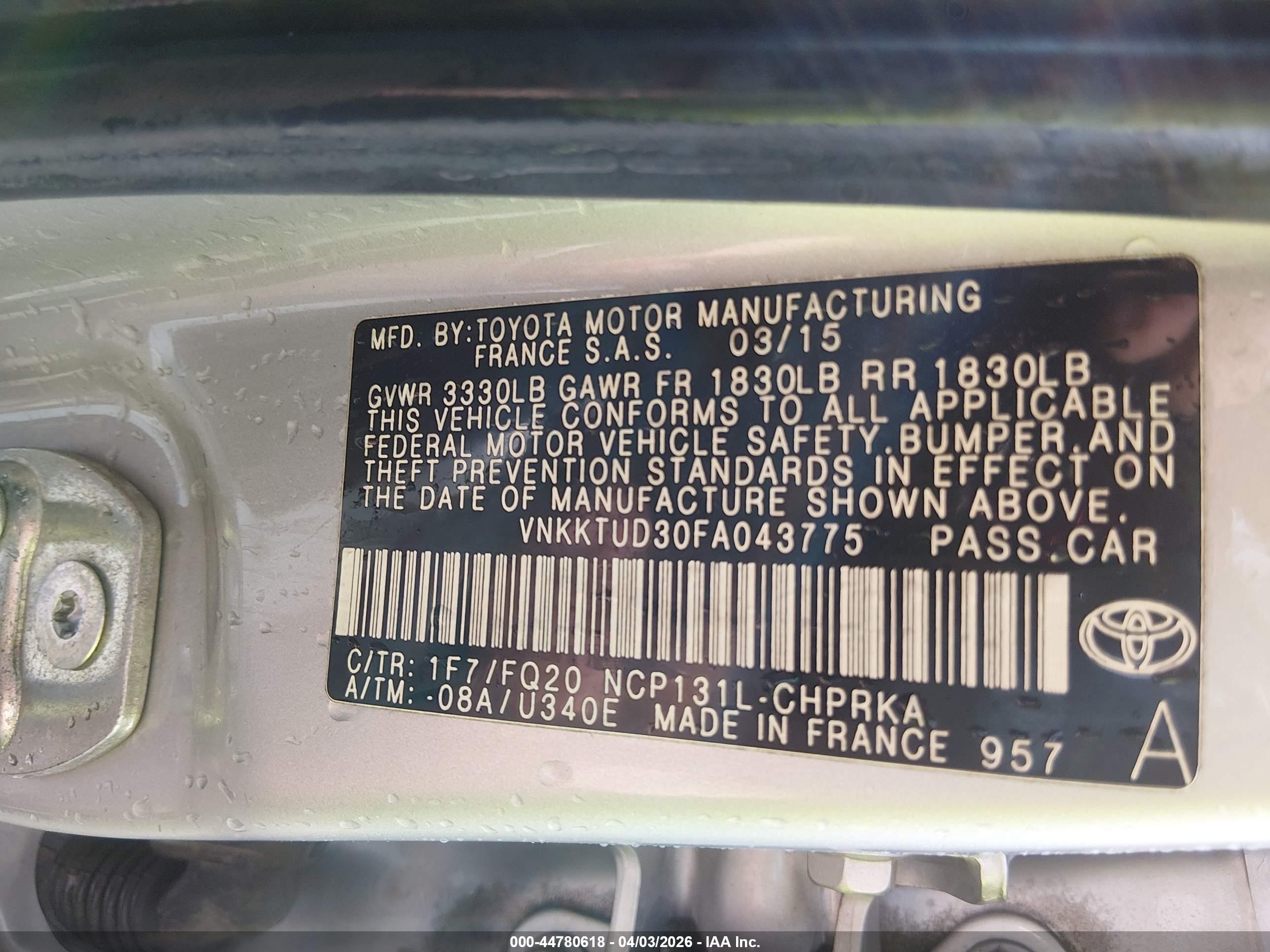 2015 Toyota Yaris L Silver vin: VNKKTUD30FA043775