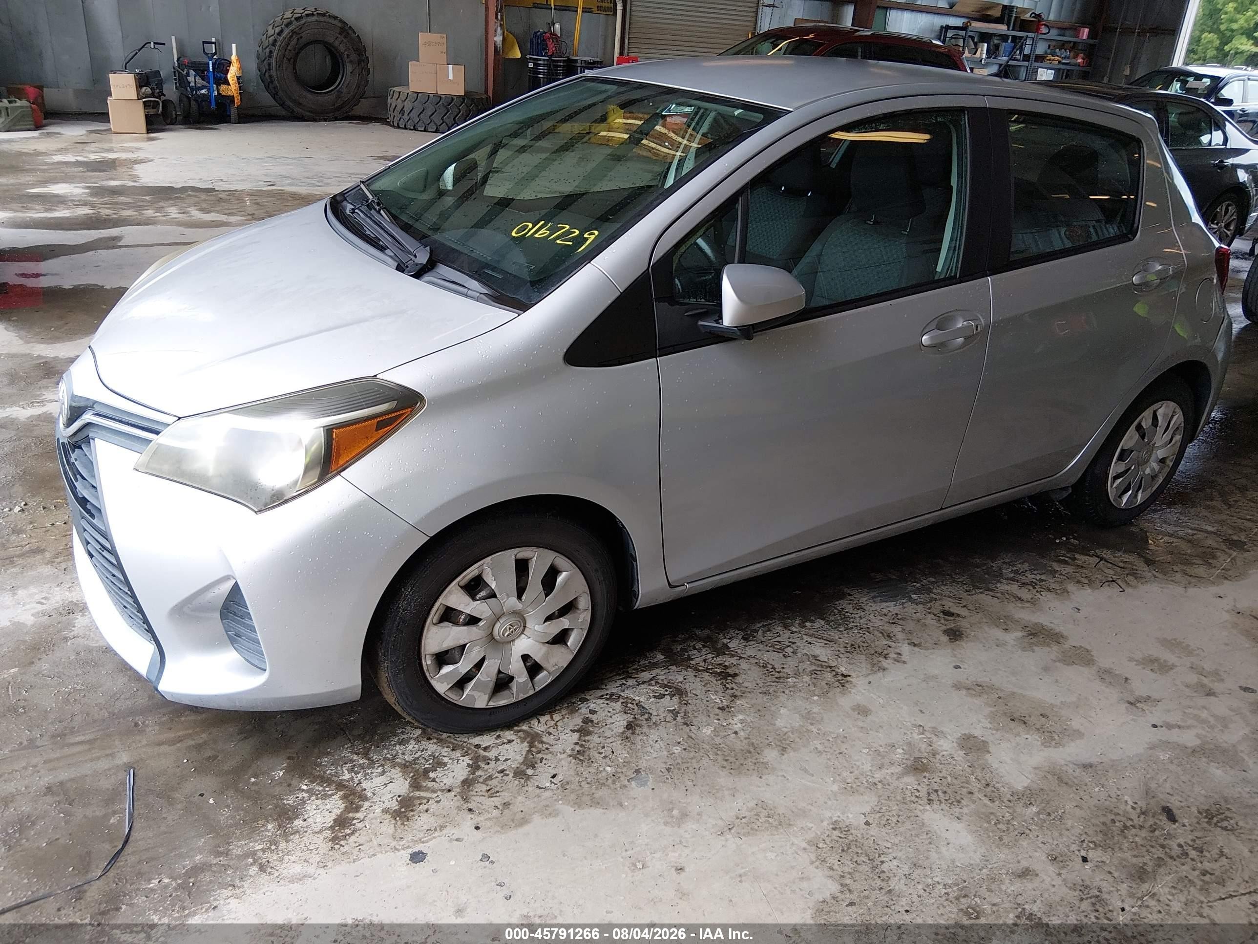 2015 Toyota Yaris L Silver vin: VNKKTUD31FA016729