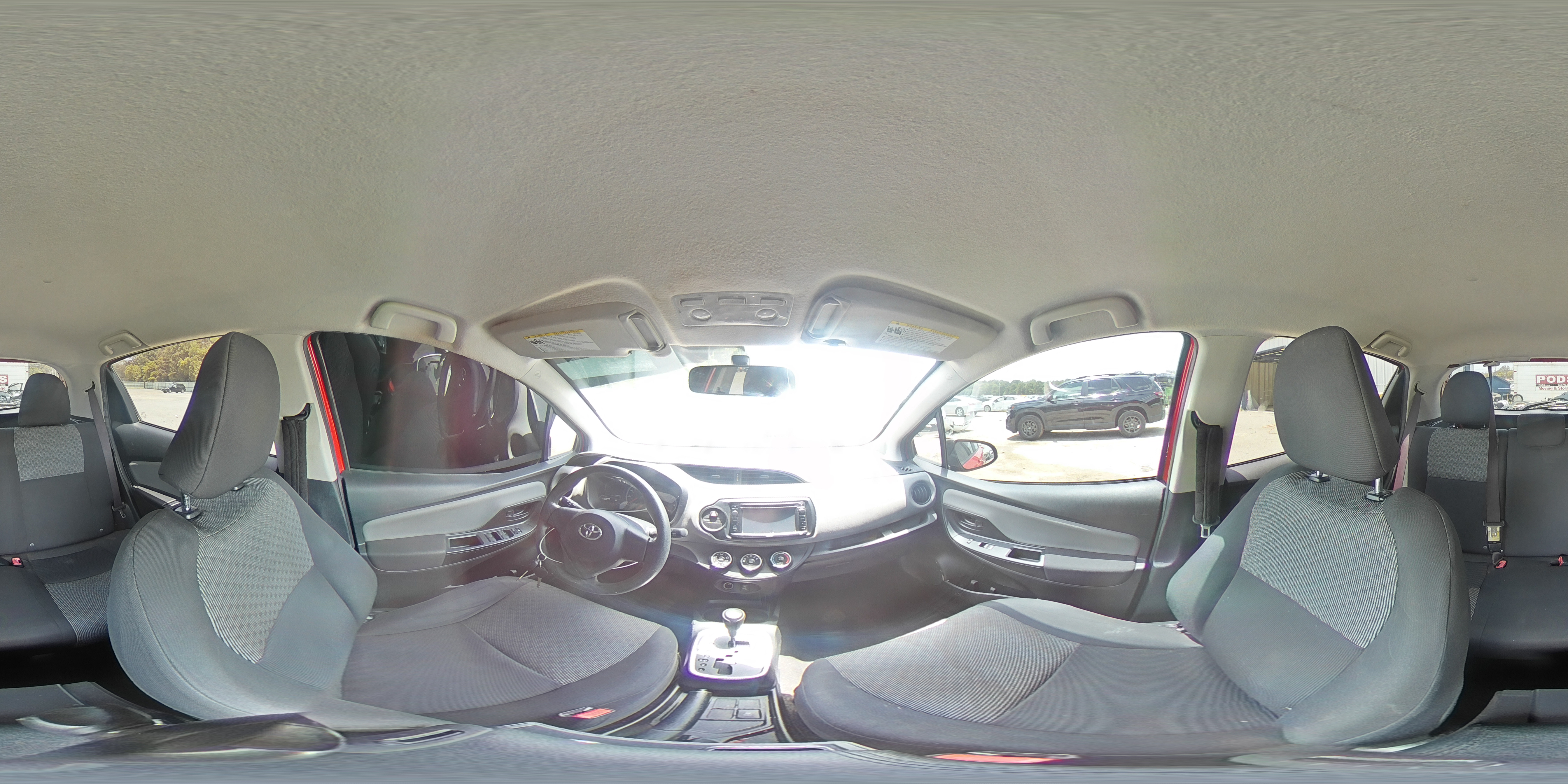 2015 Toyota Yaris 5-door L Red vin: VNKKTUD31FA039184