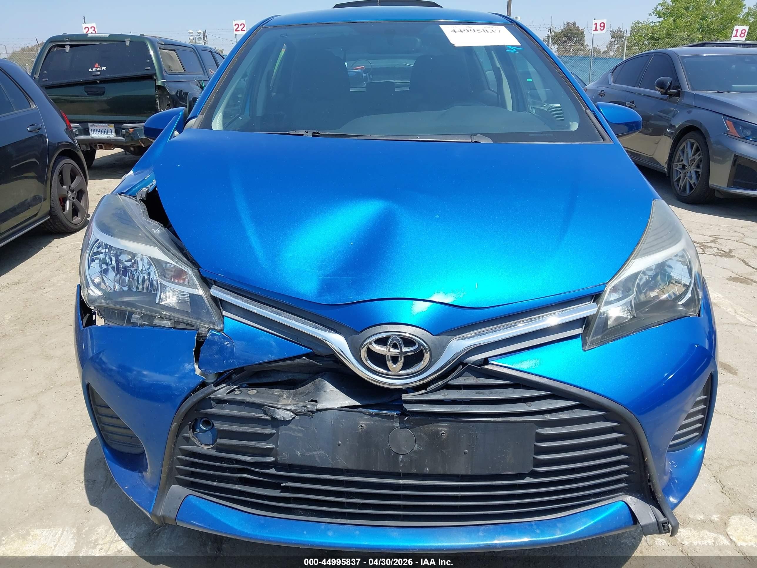 2015 Toyota Yaris L Blue vin: VNKKTUD31FA044434