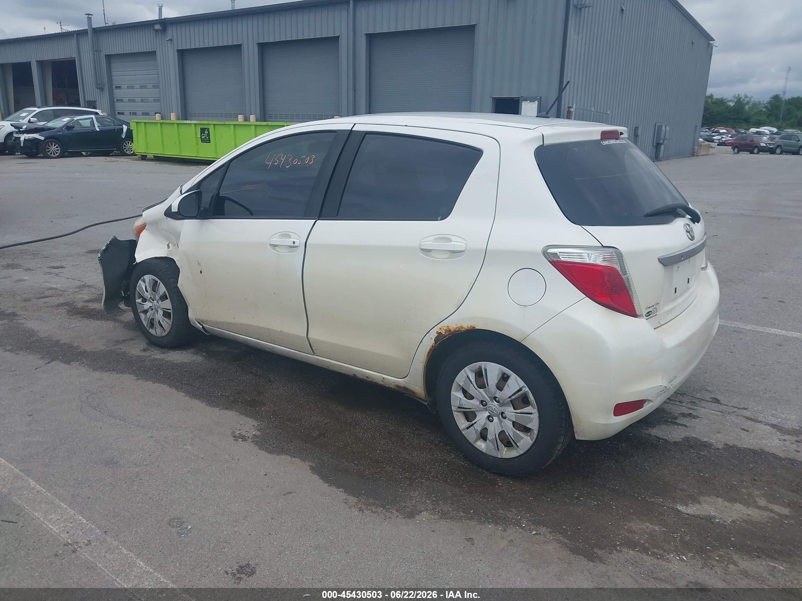2014 Toyota Yaris L (tmmf Plant) White vin: VNKKTUD32EA006208