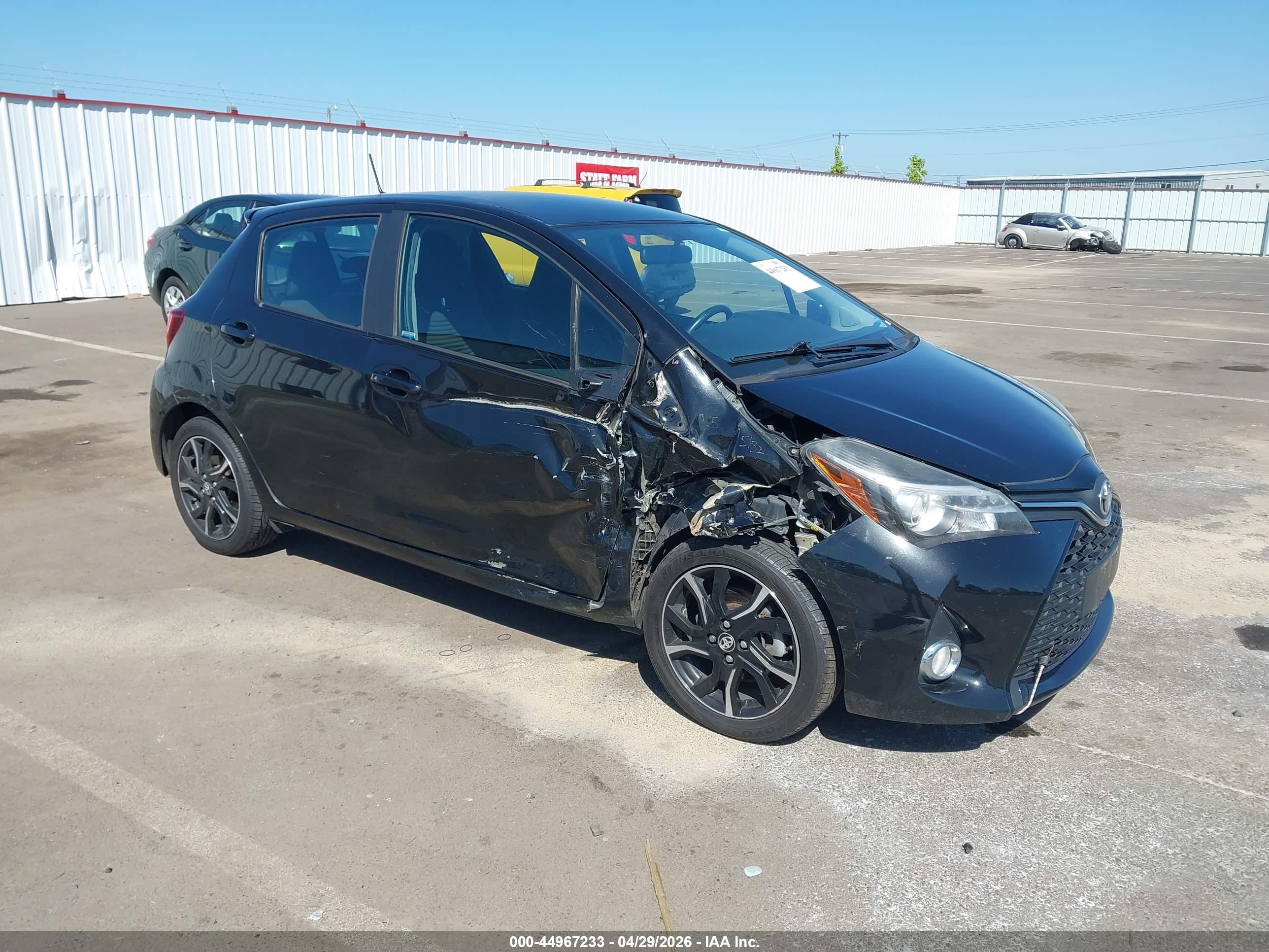 2015 Toyota Yaris Se Black vin: VNKKTUD32FA027271