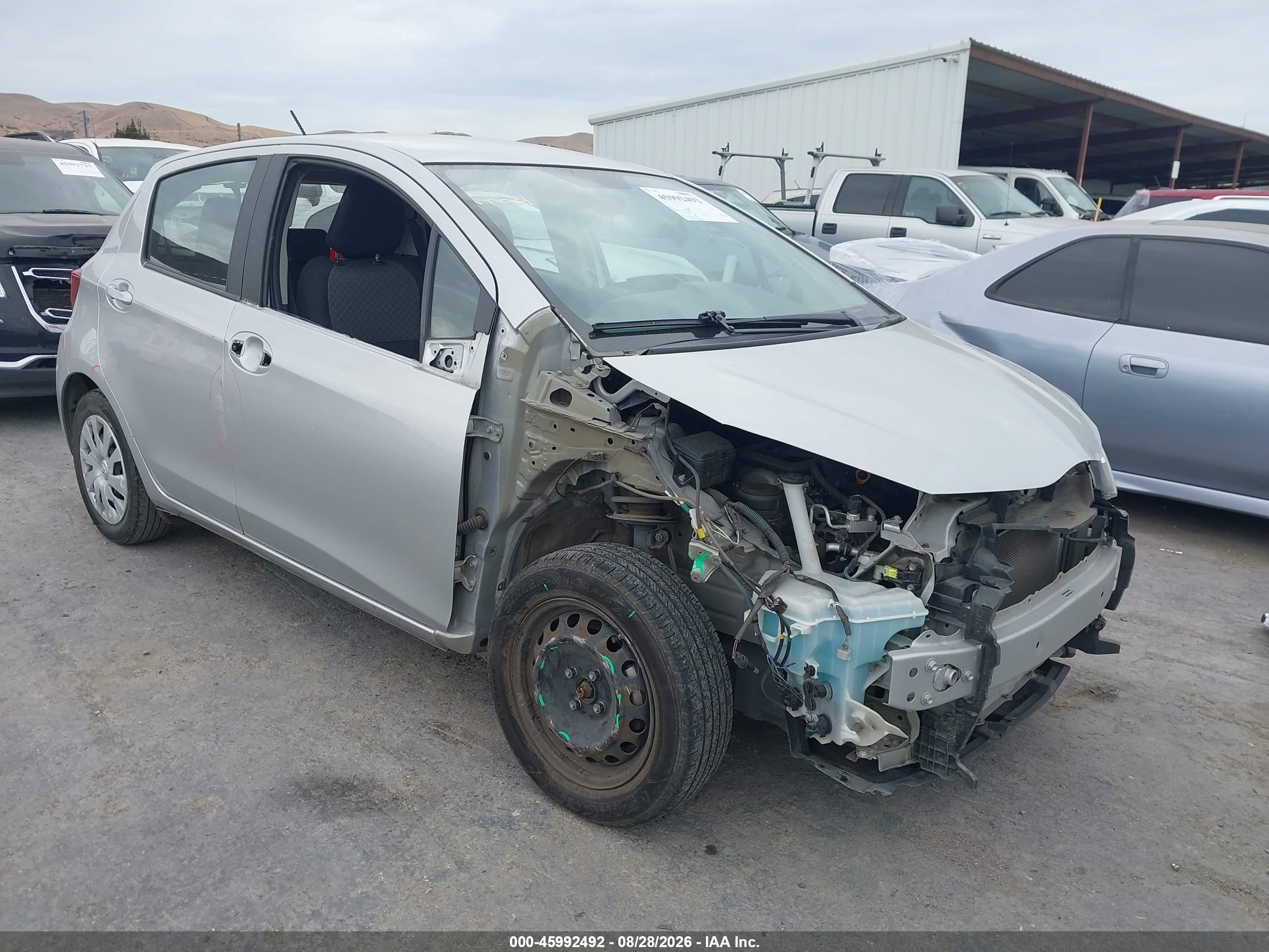 2015 Toyota Yaris L Серый vin: VNKKTUD32FA042465