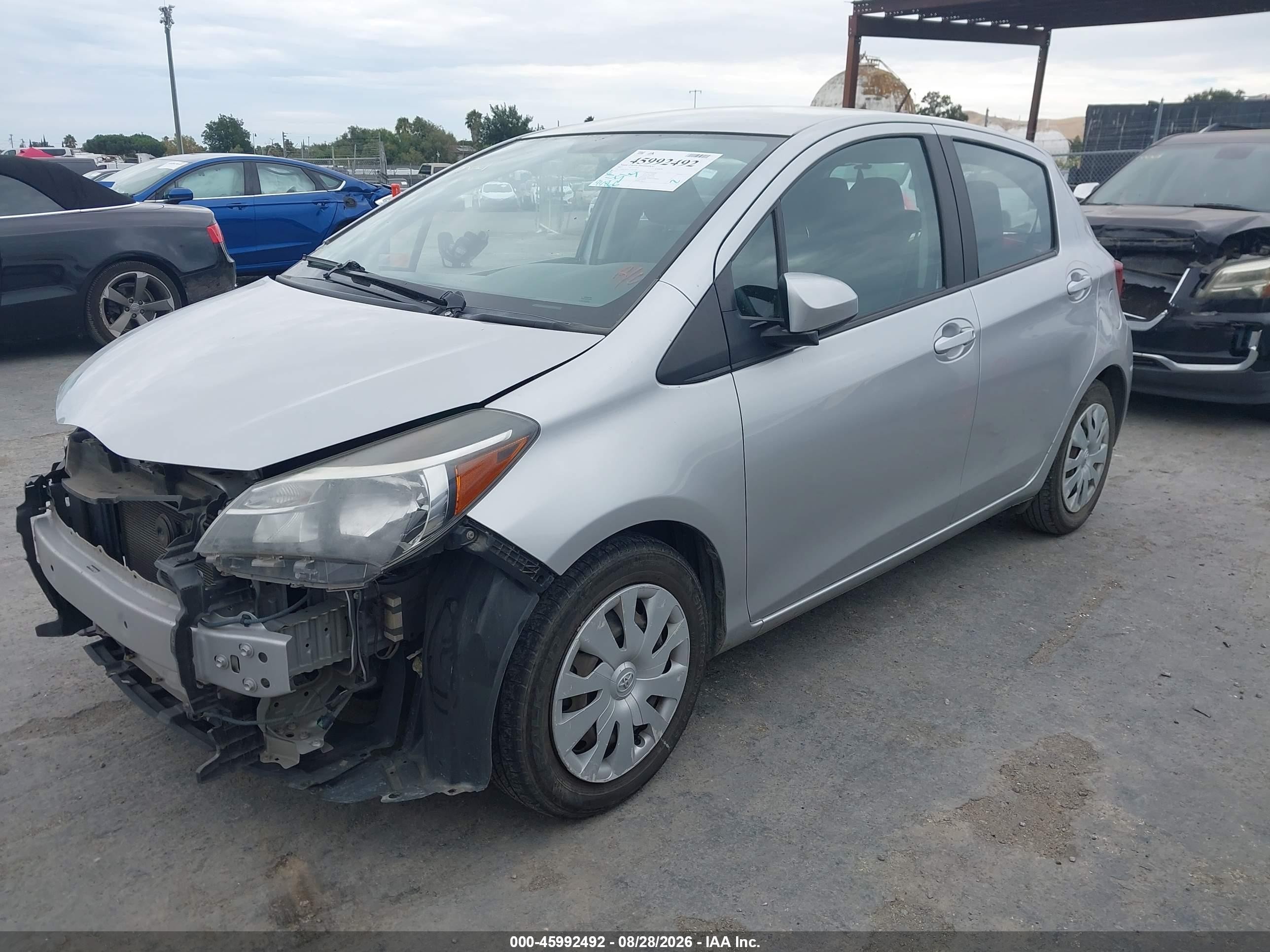 2015 Toyota Yaris L Серый vin: VNKKTUD32FA042465