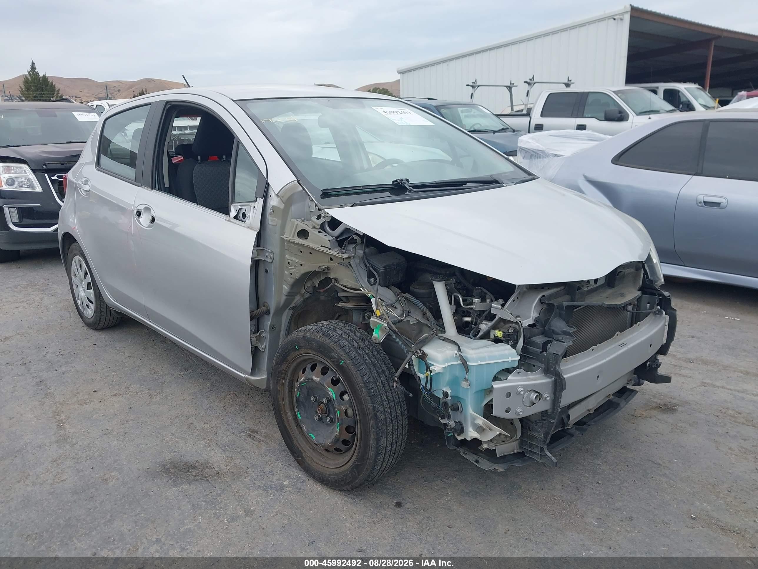 2015 Toyota Yaris L Серый vin: VNKKTUD32FA042465