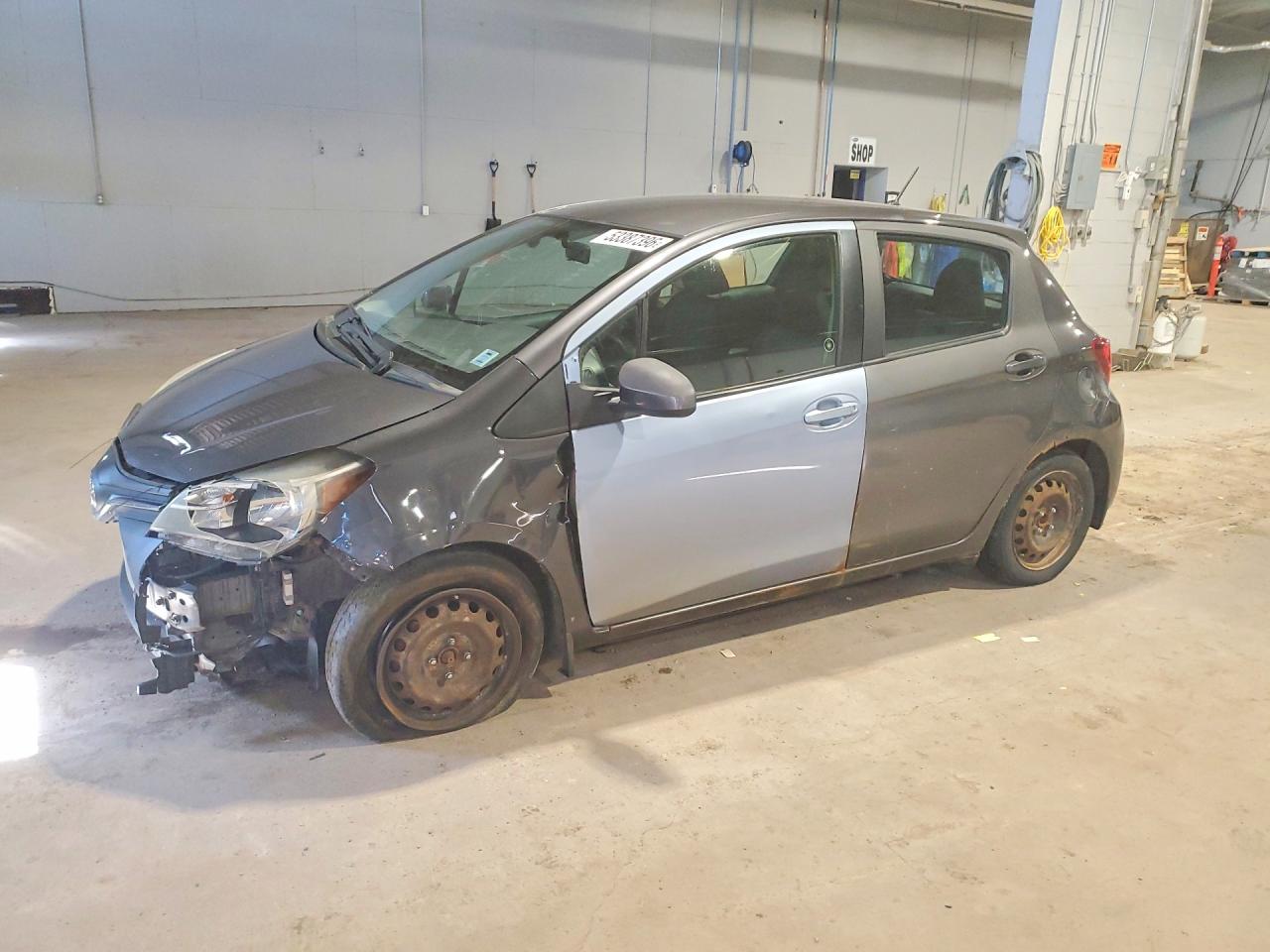 2015 Toyota Yaris 5-door L Gray vin: VNKKTUD32FA049450