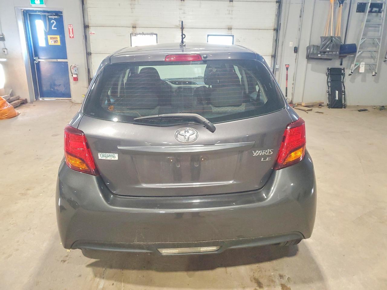 2015 Toyota Yaris 5-door L Gray vin: VNKKTUD32FA049450