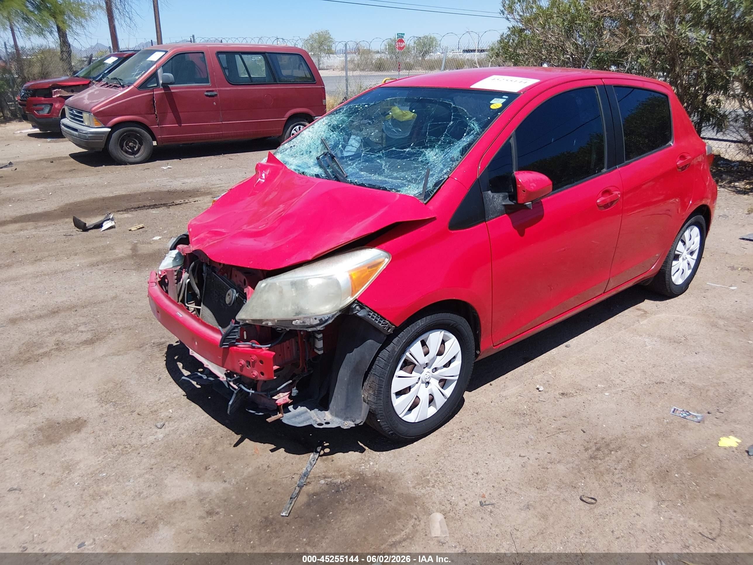 2014 Toyota Yaris Le (tmmf Plant) Красный vin: VNKKTUD33EA007948