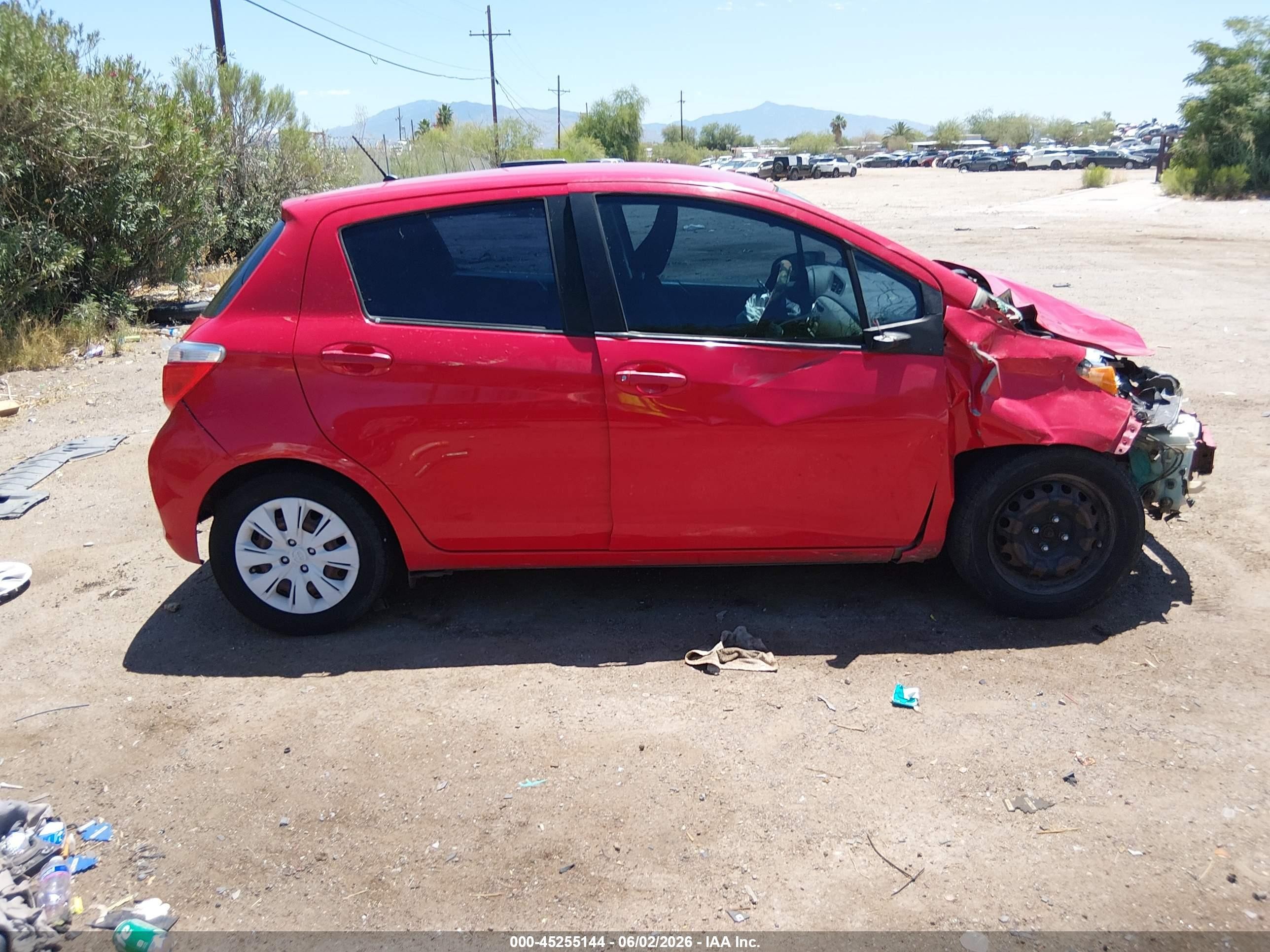 2014 Toyota Yaris Le (tmmf Plant) Красный vin: VNKKTUD33EA007948