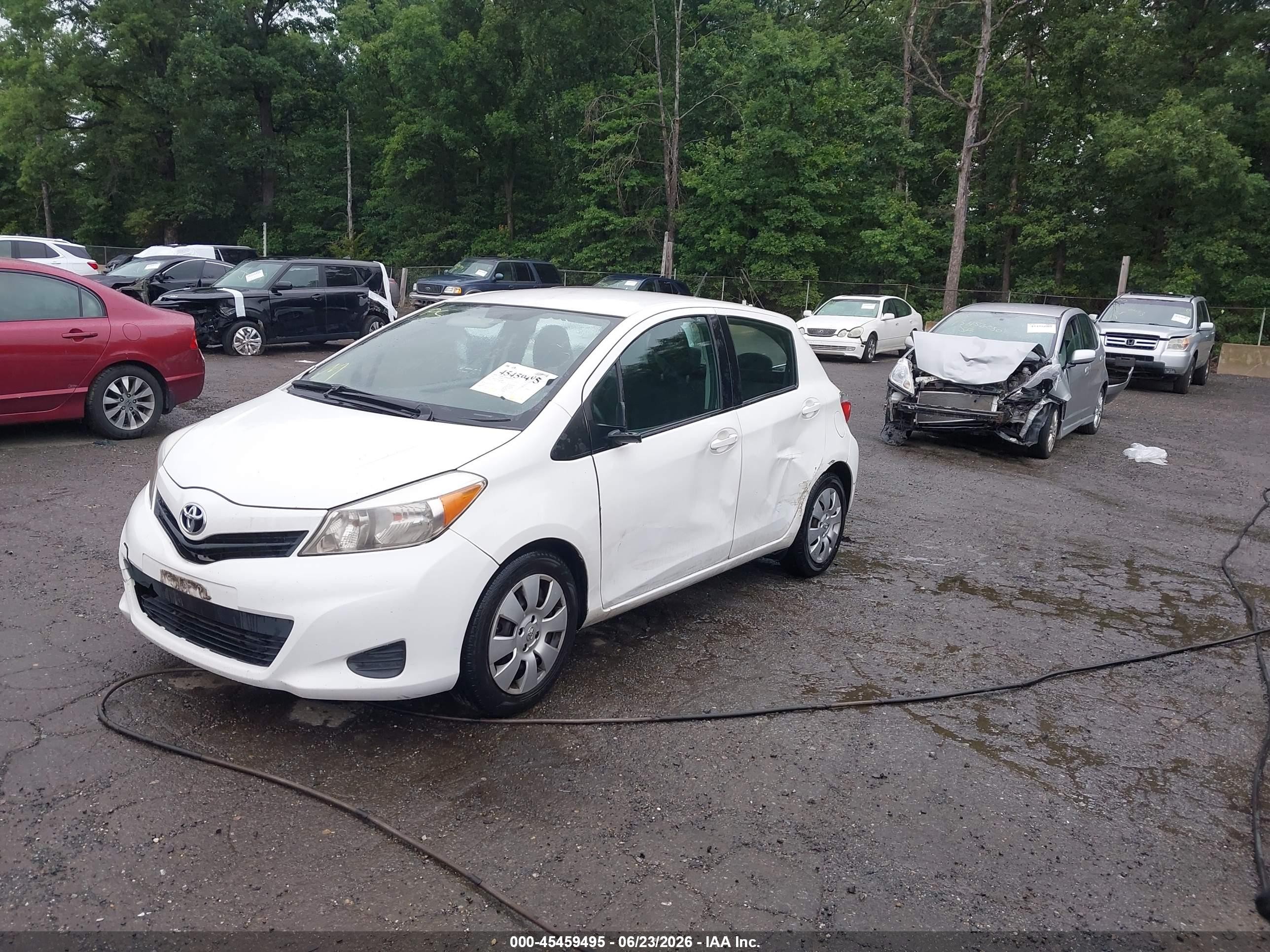 2014 Toyota Yaris L (tmmf Plant) White vin: VNKKTUD33EA009036