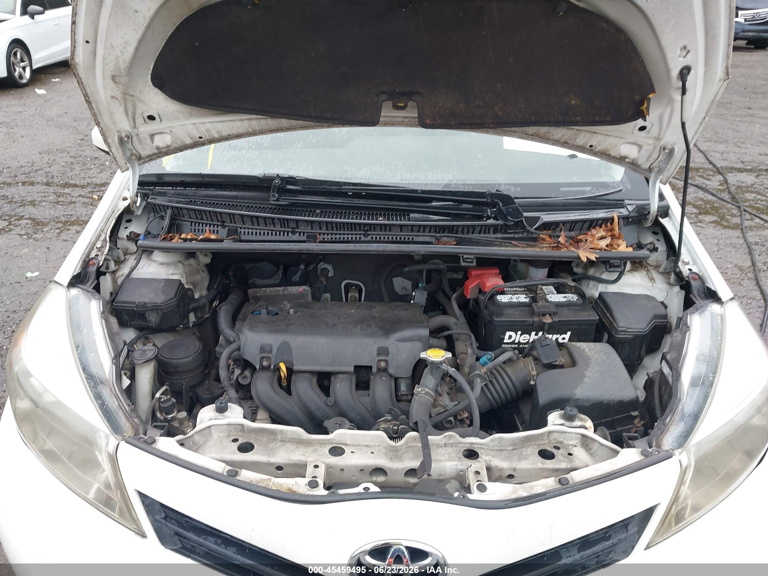 2014 Toyota Yaris L (tmmf Plant) White vin: VNKKTUD33EA009036