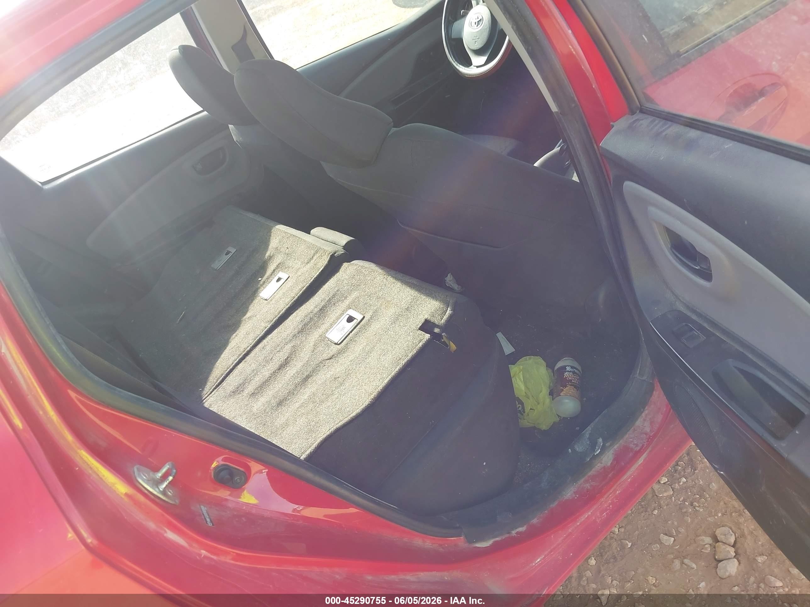 2015 Toyota Yaris L Red vin: VNKKTUD33FA030809