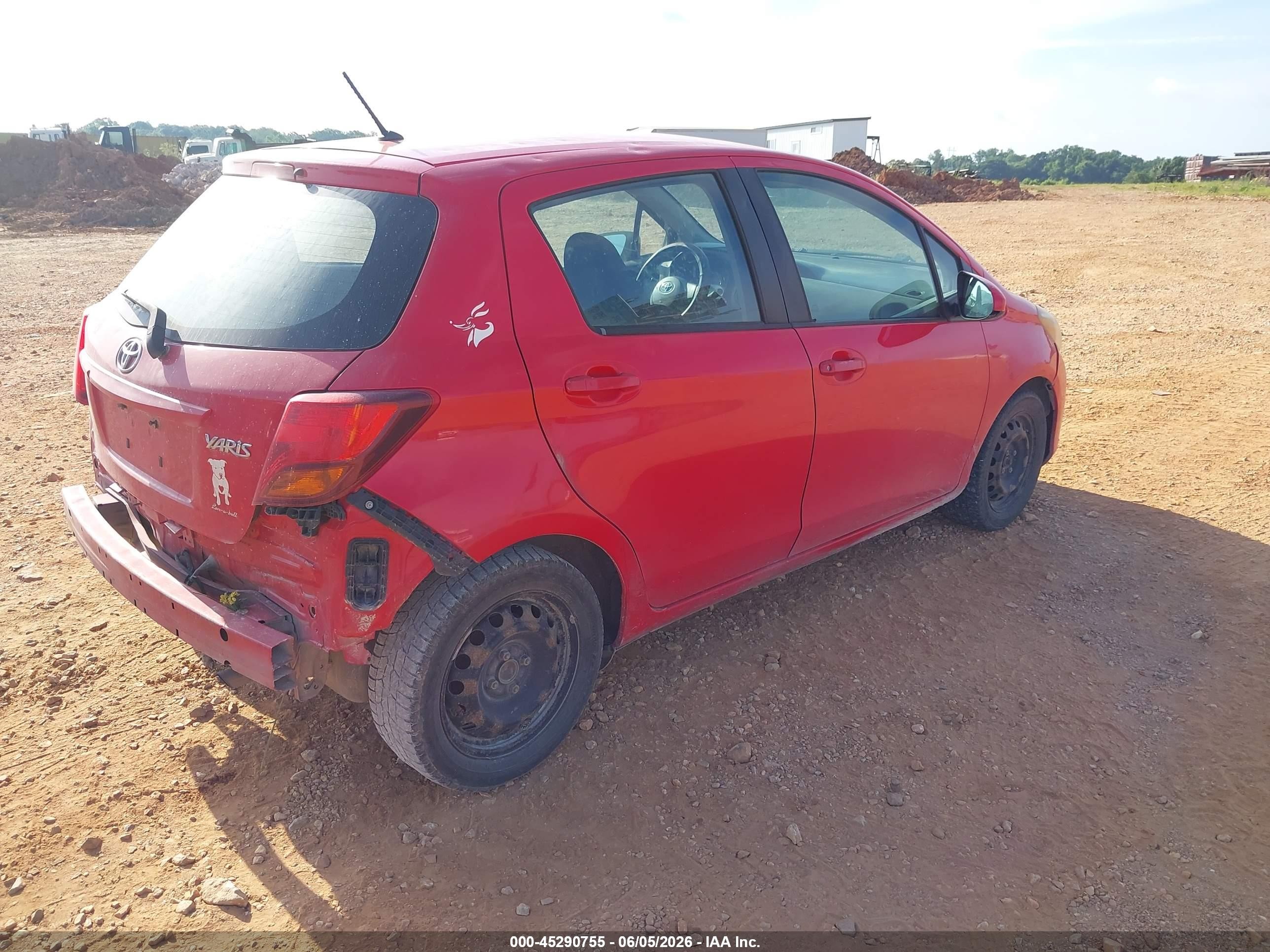 2015 Toyota Yaris L Red vin: VNKKTUD33FA030809