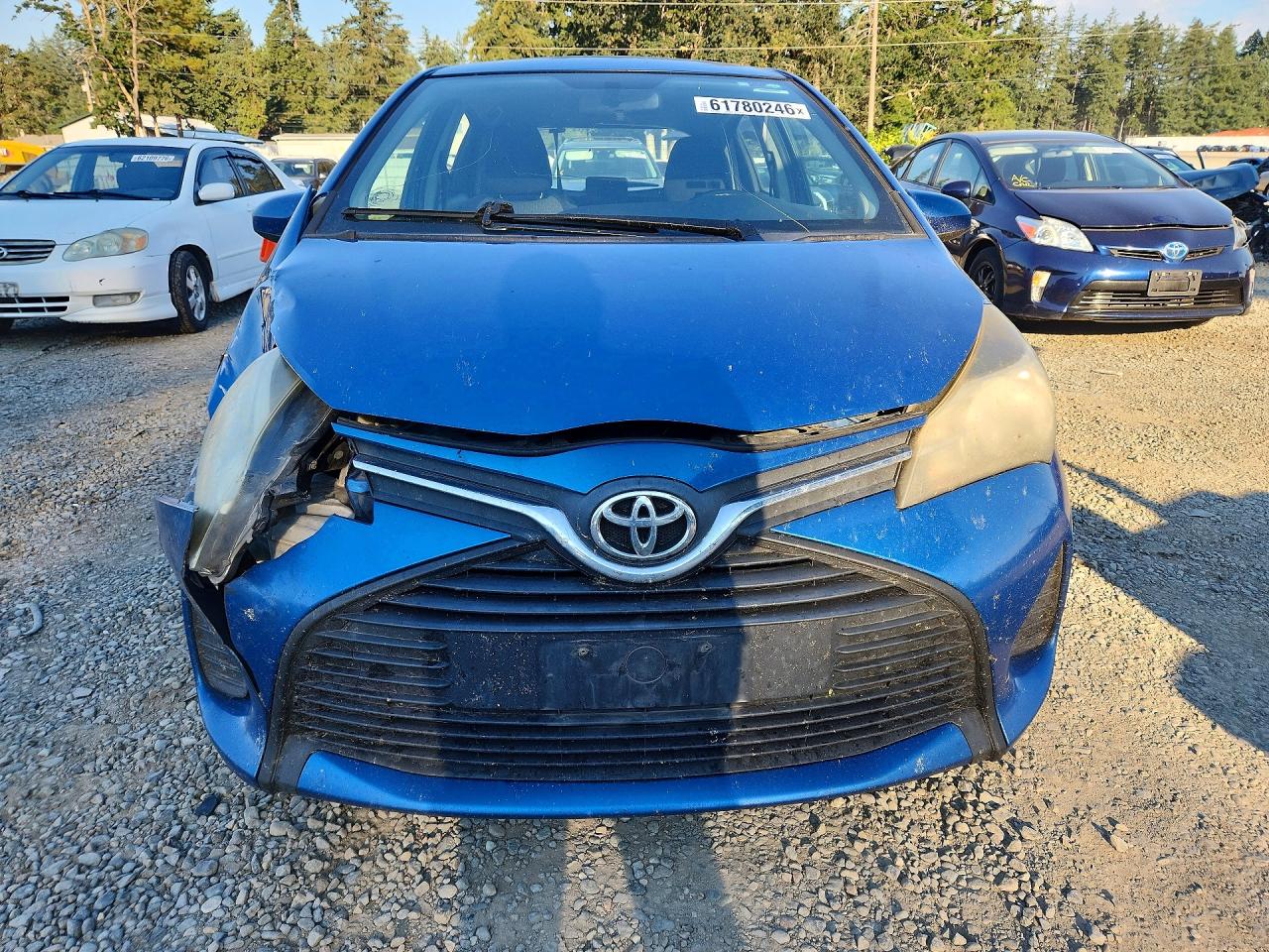 2015 Toyota Yaris 5-door L Blue vin: VNKKTUD33FA032902