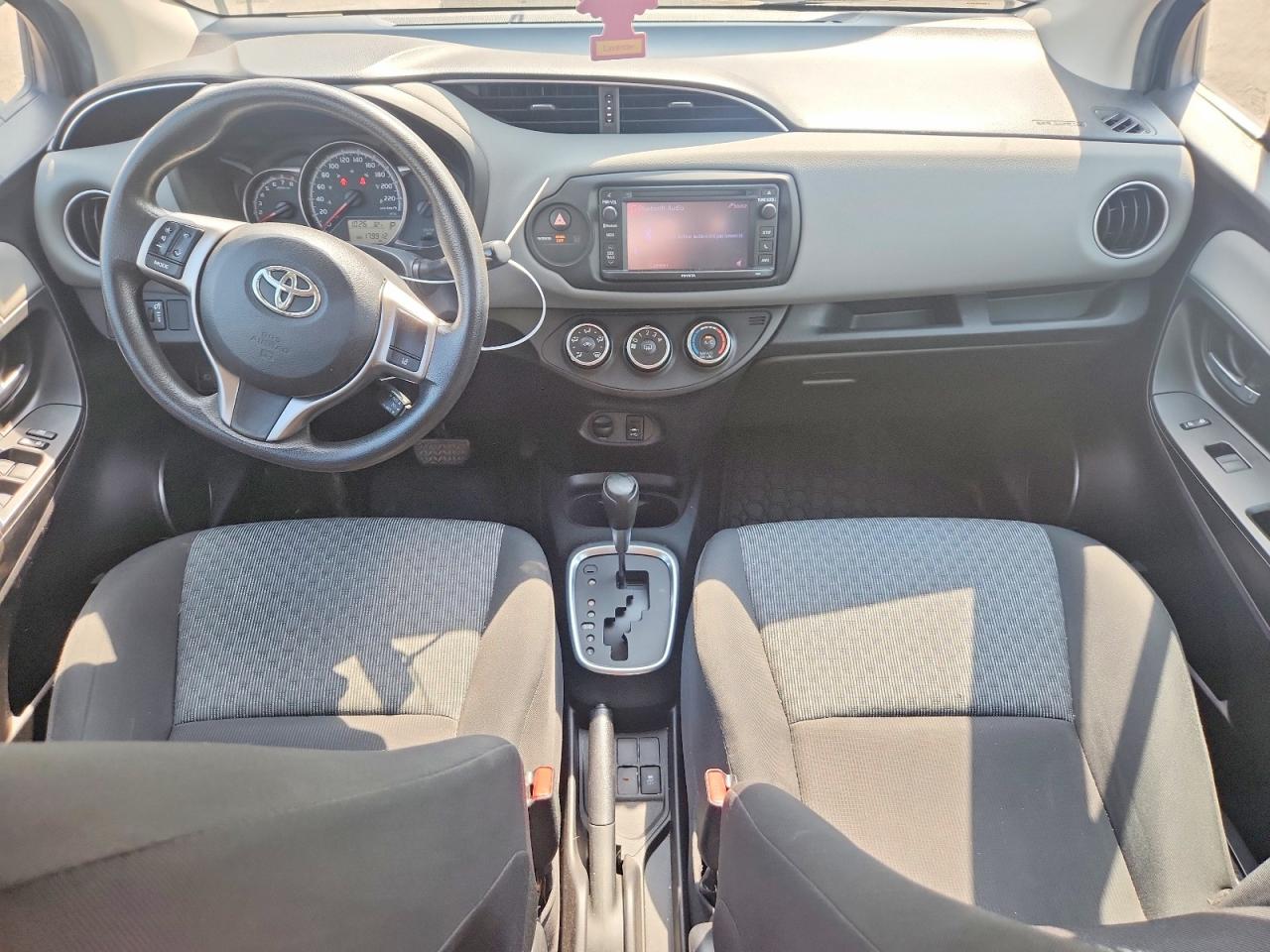 2017 Toyota Yaris 5-door L Black vin: VNKKTUD33HA078751