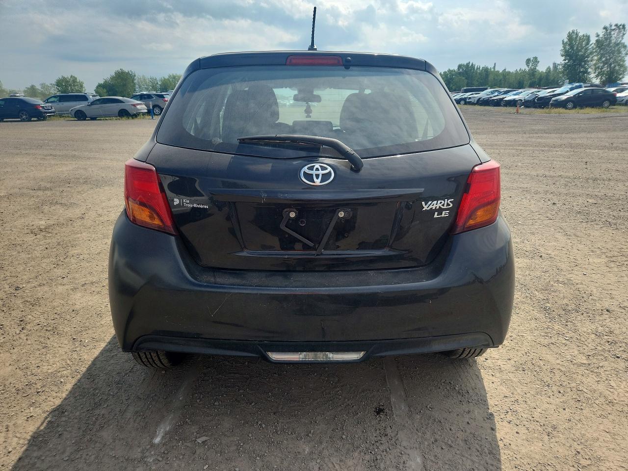2017 Toyota Yaris 5-door L Black vin: VNKKTUD33HA078751