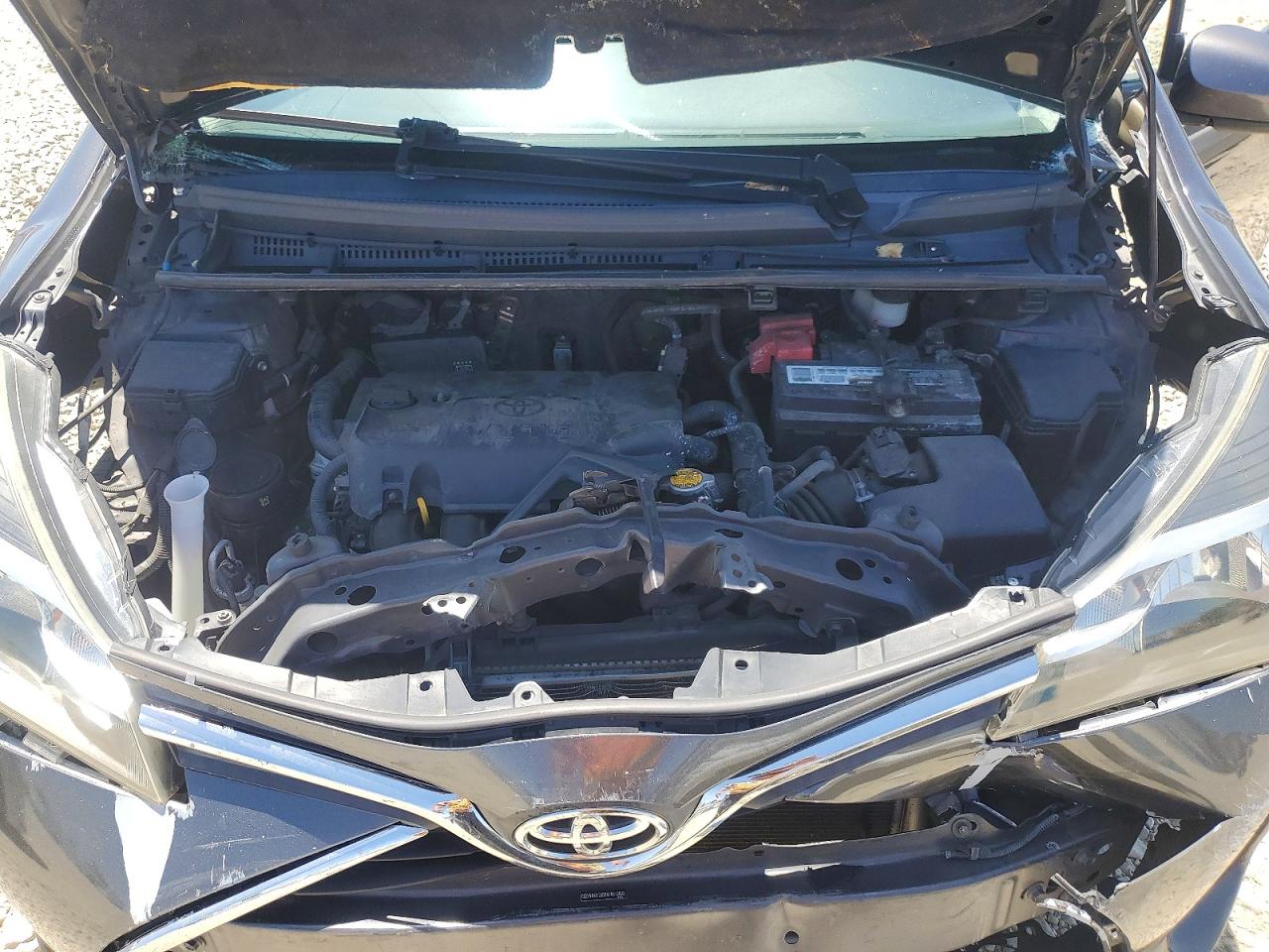 2015 Toyota Yaris 5-door Le Gray vin: VNKKTUD34FA015803