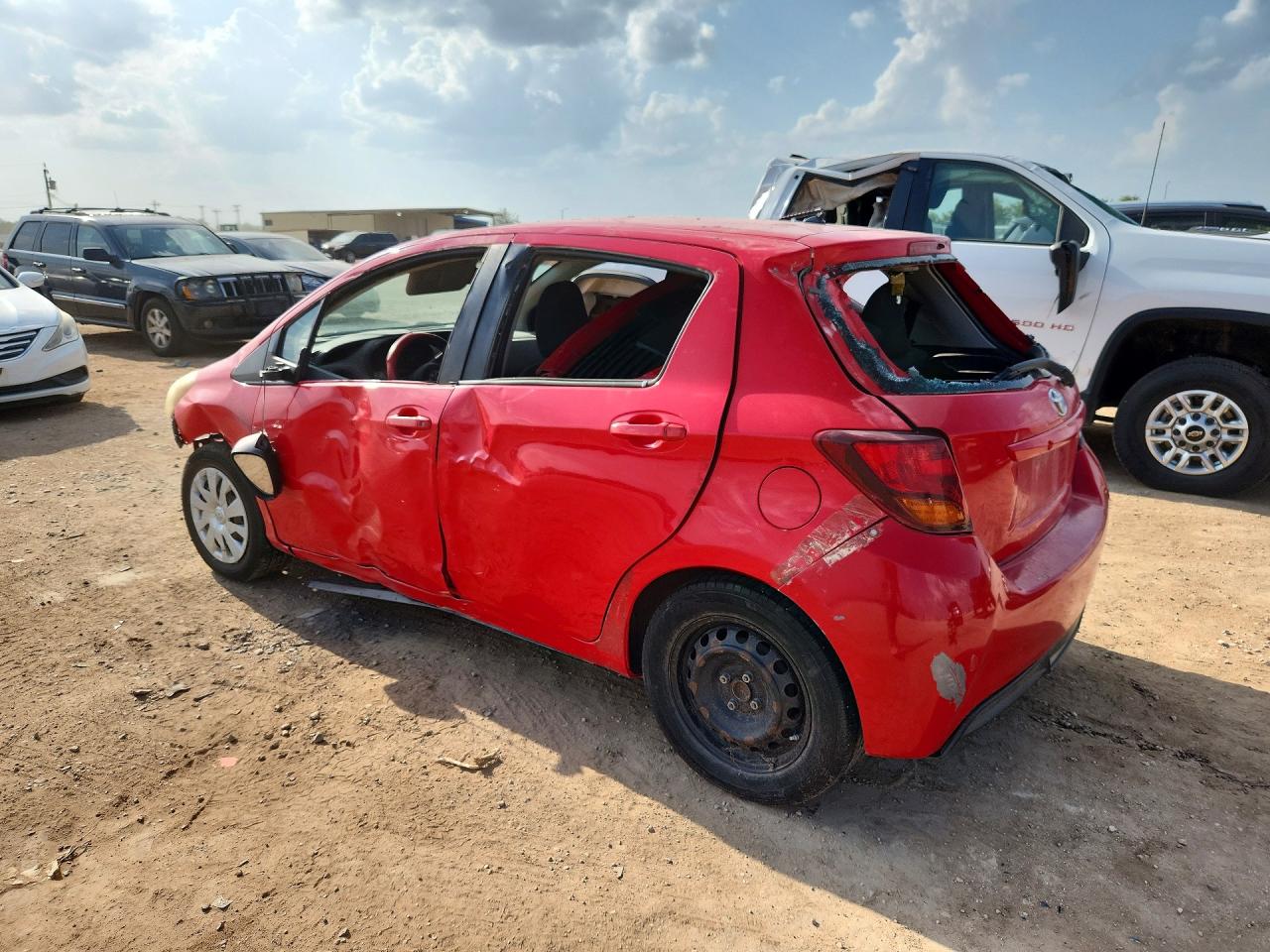 2015 Toyota Yaris 5-door L Red vin: VNKKTUD34FA024243