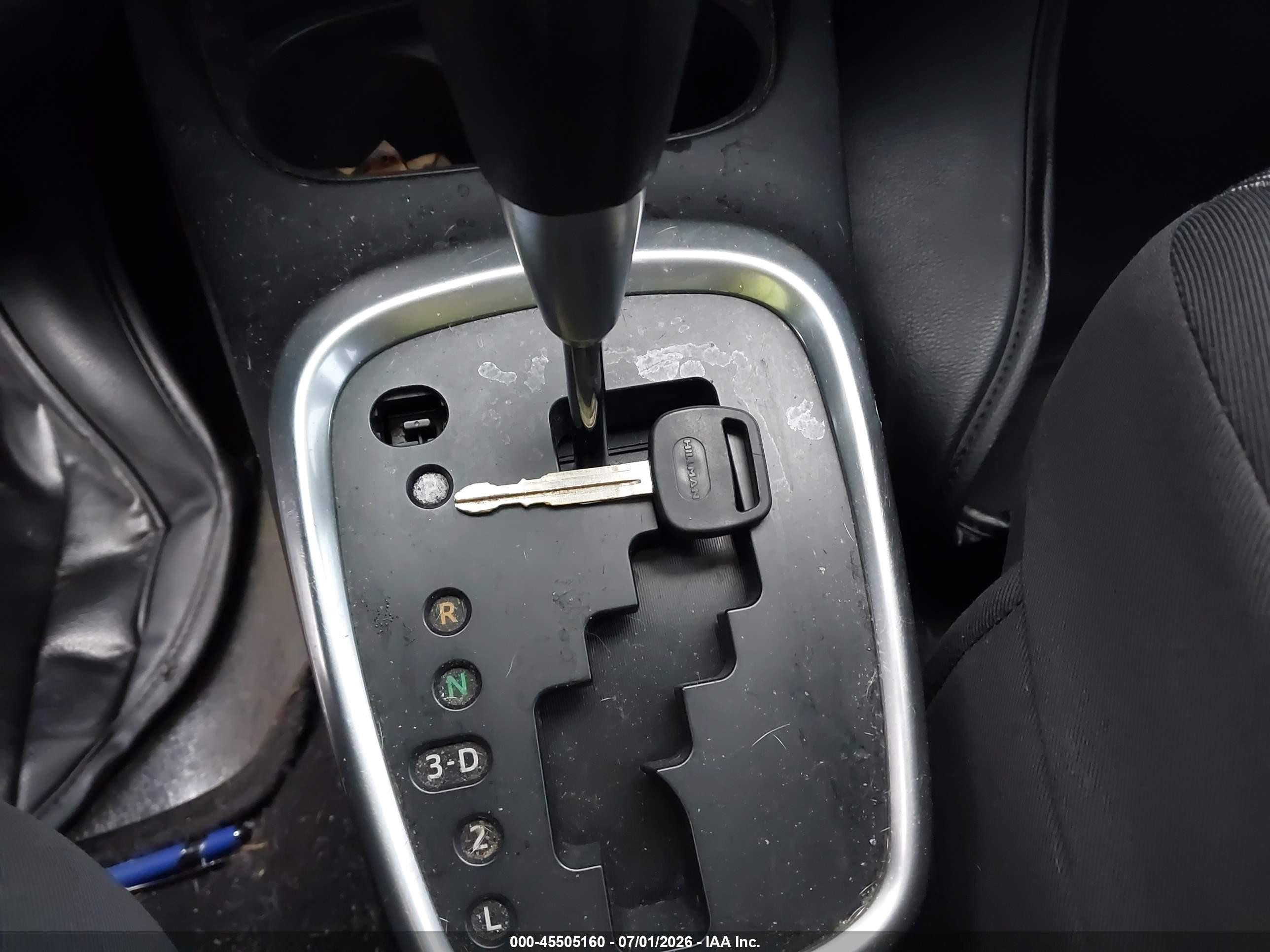 2015 Toyota Yaris L Silver vin: VNKKTUD34FA036764