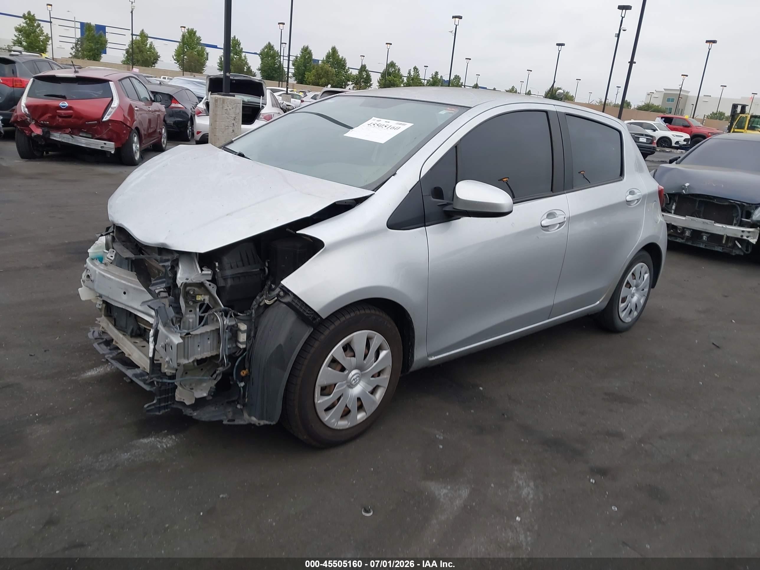 2015 Toyota Yaris L Silver vin: VNKKTUD34FA036764