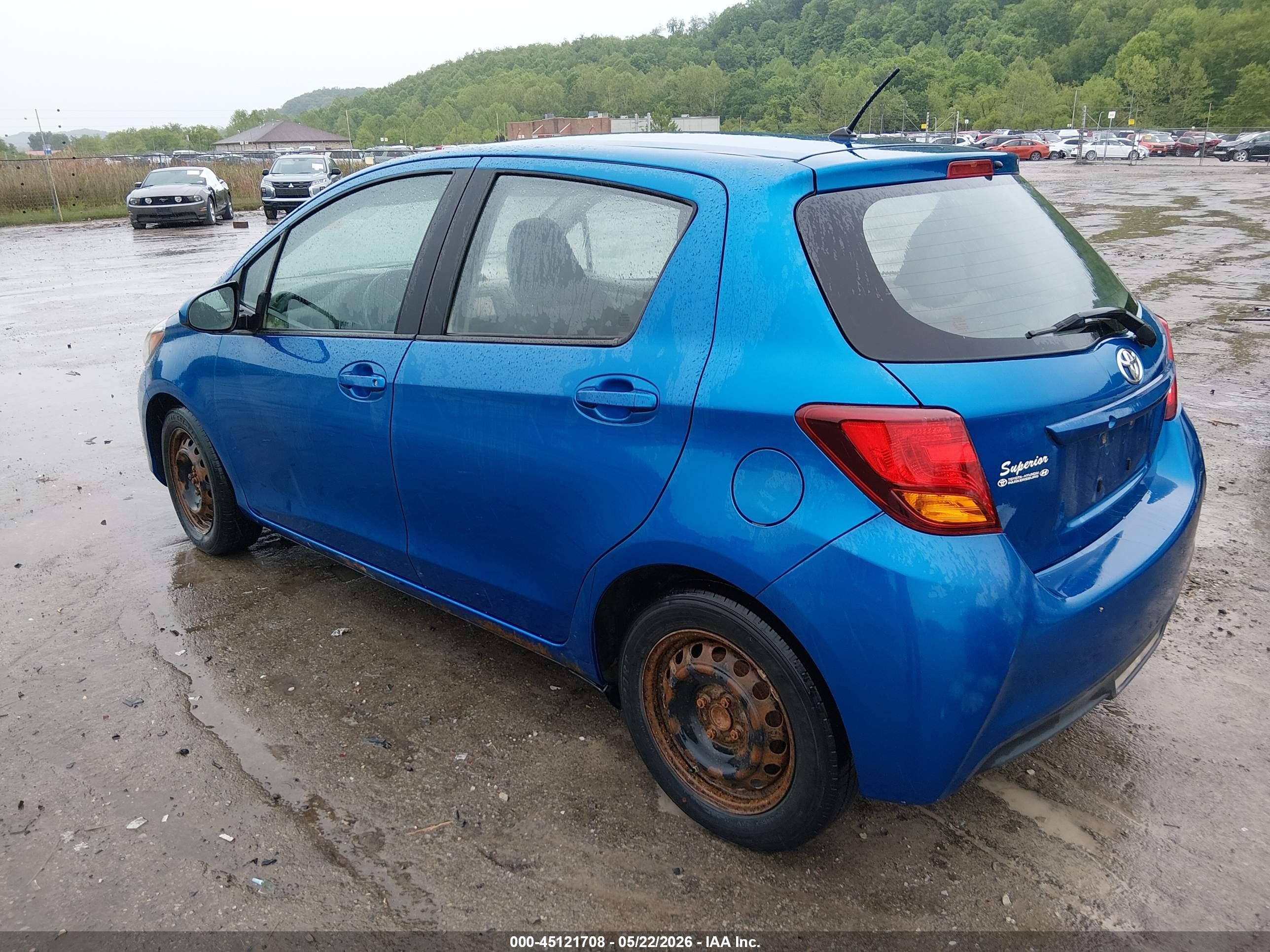 2015 Toyota Yaris L Blue vin: VNKKTUD34FA051507