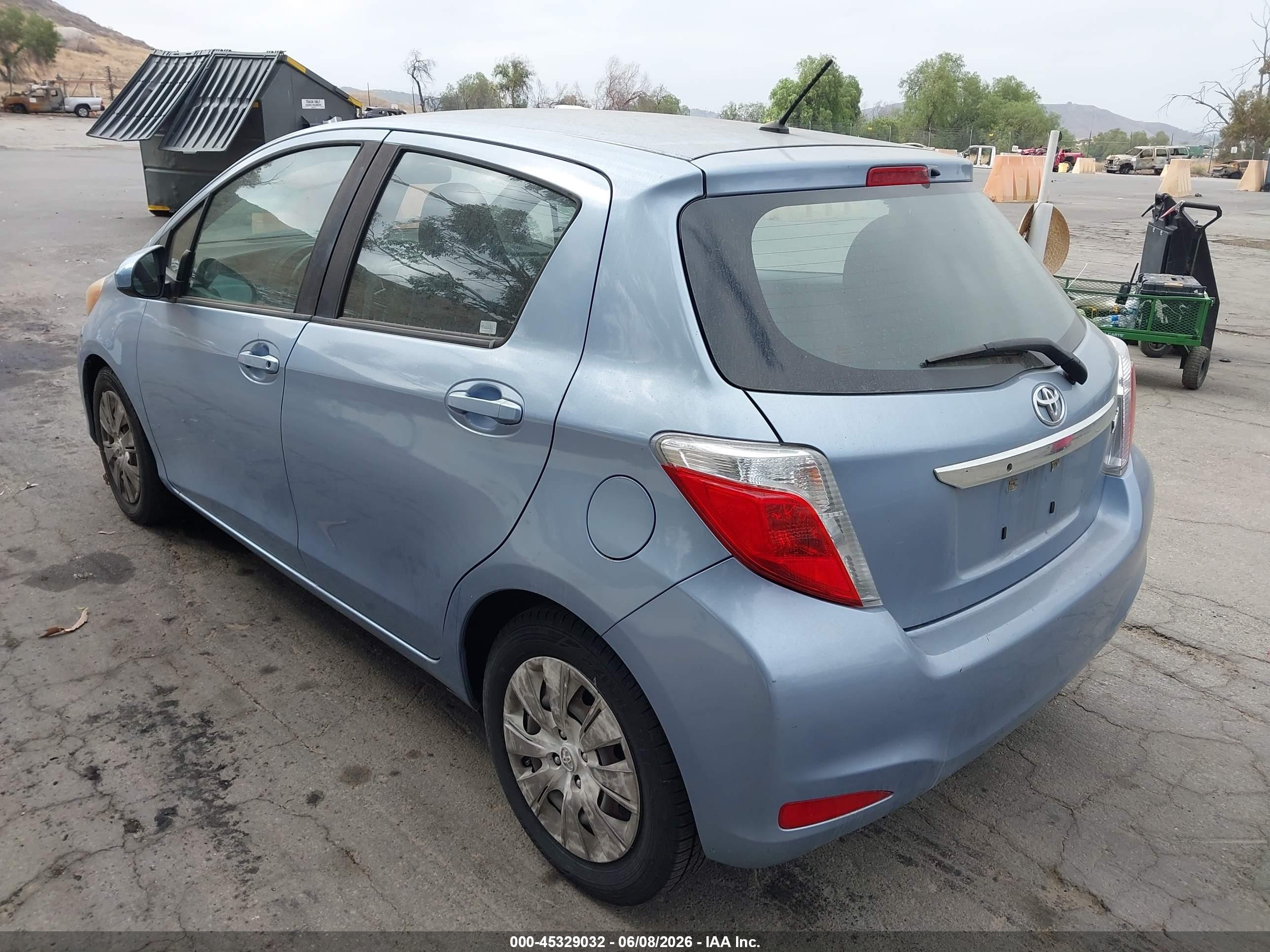 2014 Toyota Yaris L (tmmf Plant) Синий vin: VNKKTUD35EA006980