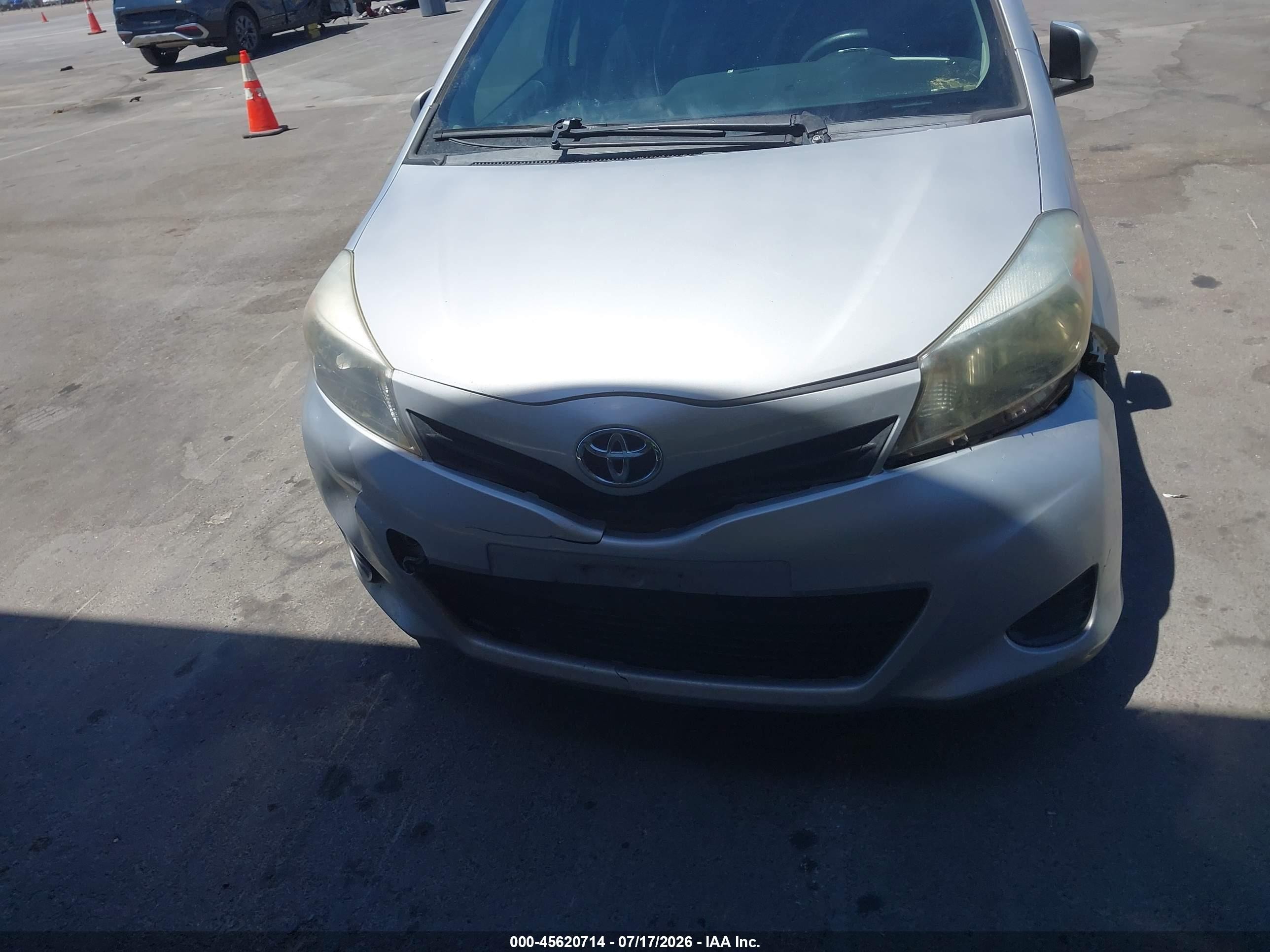 2014 Toyota Yaris L (tmmf Plant) Silver vin: VNKKTUD35EA009393