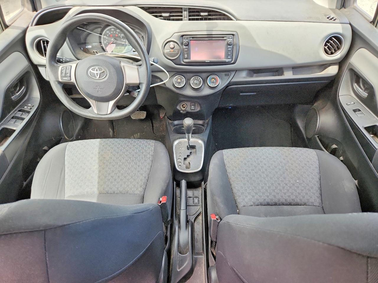 2015 Toyota Yaris 5-door Le Blue vin: VNKKTUD35FA017995