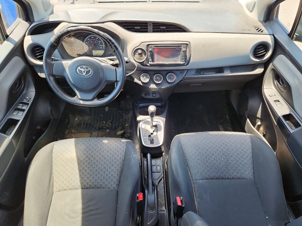 2015 Toyota Yaris 5-door L Синий vin: VNKKTUD35FA033713