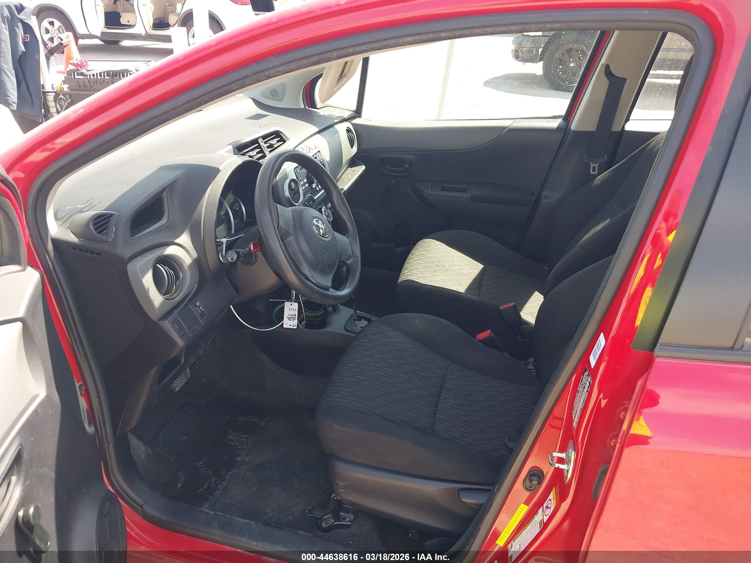 2014 Toyota Yaris L (tmmf Plant) Red vin: VNKKTUD36EA007507