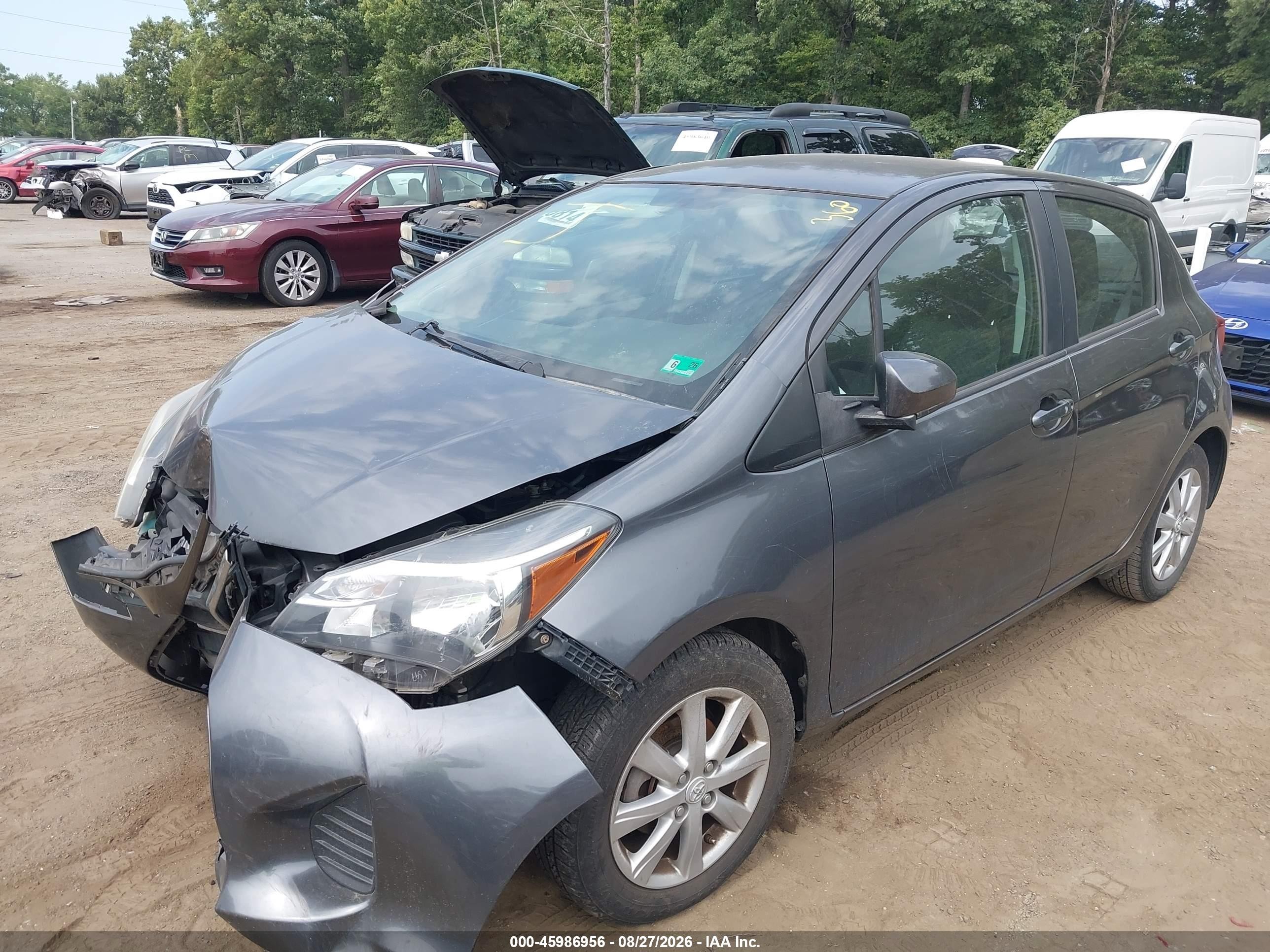 2015 Toyota Yaris Le Gray vin: VNKKTUD36FA018718