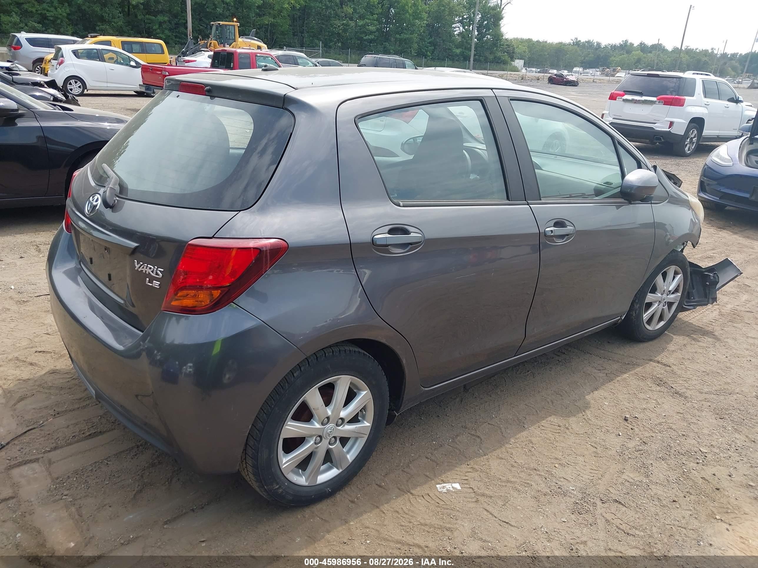 2015 Toyota Yaris Le Gray vin: VNKKTUD36FA018718