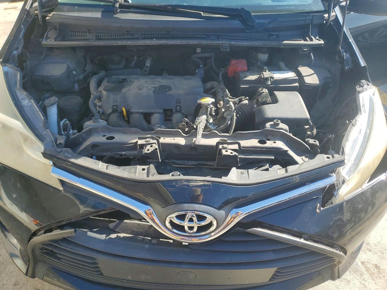 2015 Toyota Yaris Black vin: VNKKTUD36FA022817