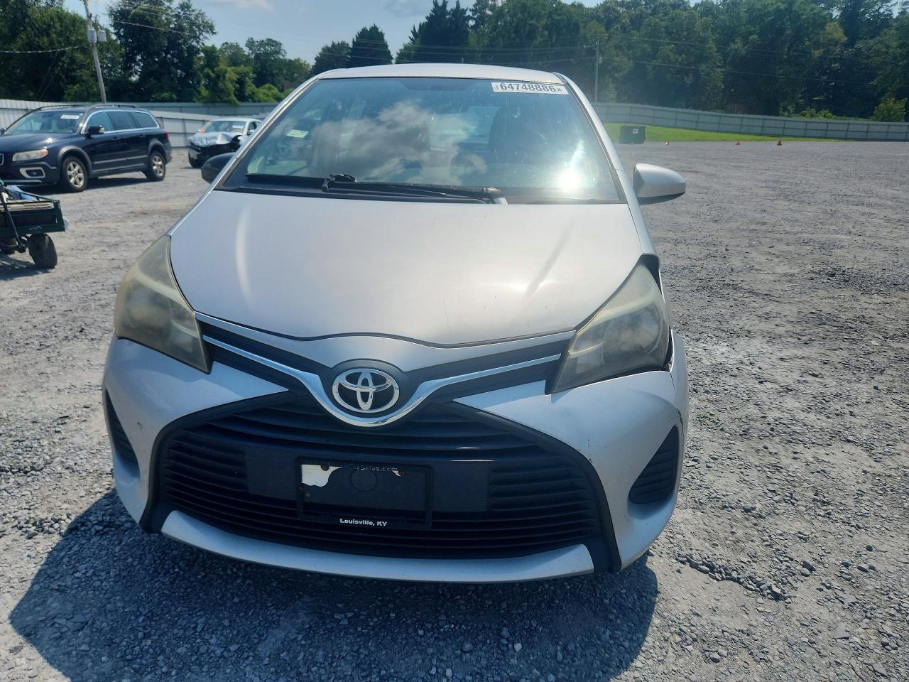 2015 Toyota Yaris 5-door L Silver vin: VNKKTUD36FA024860