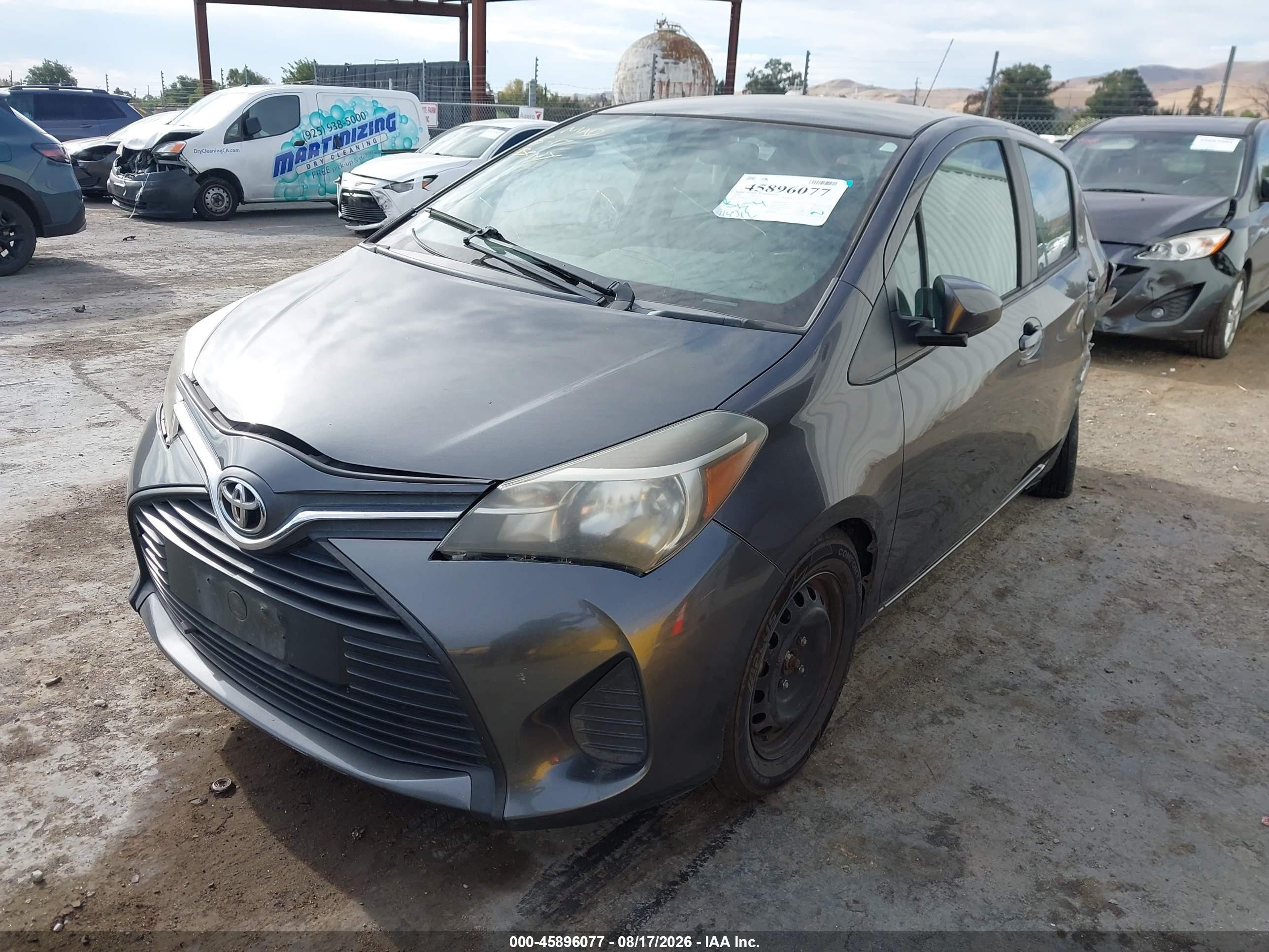 2015 Toyota Yaris L Серый vin: VNKKTUD36FA032232