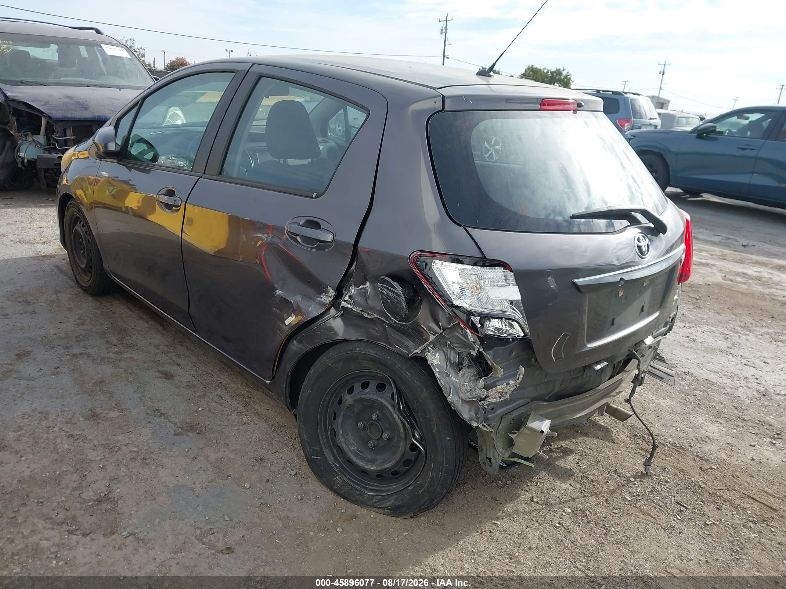 2015 Toyota Yaris L Серый vin: VNKKTUD36FA032232