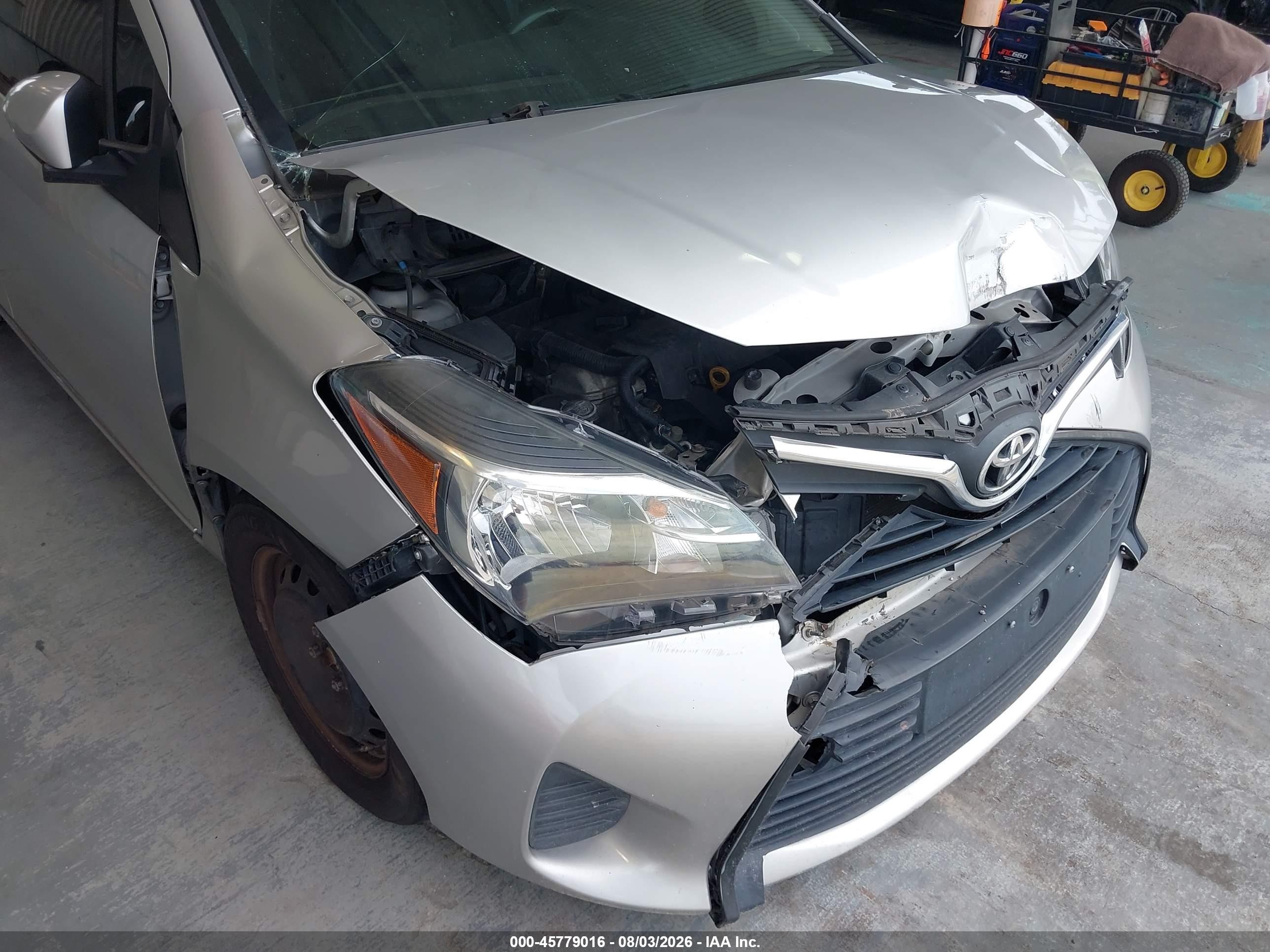 2017 Toyota Yaris L Silver vin: VNKKTUD36HA082325