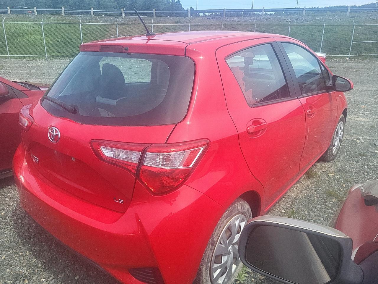 2018 Toyota Yaris L Red vin: VNKKTUD36JA089037