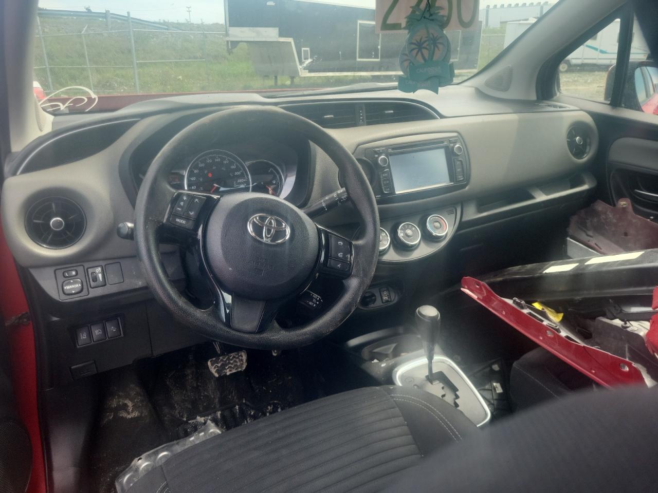 2018 Toyota Yaris L Red vin: VNKKTUD36JA089037
