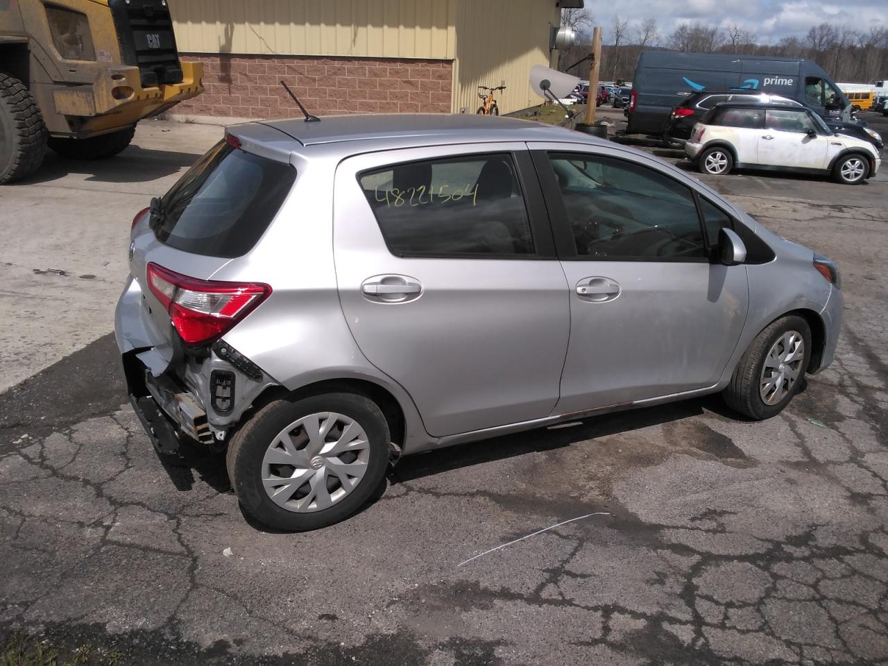 2018 Toyota Yaris L Silver vin: VNKKTUD36JA097753