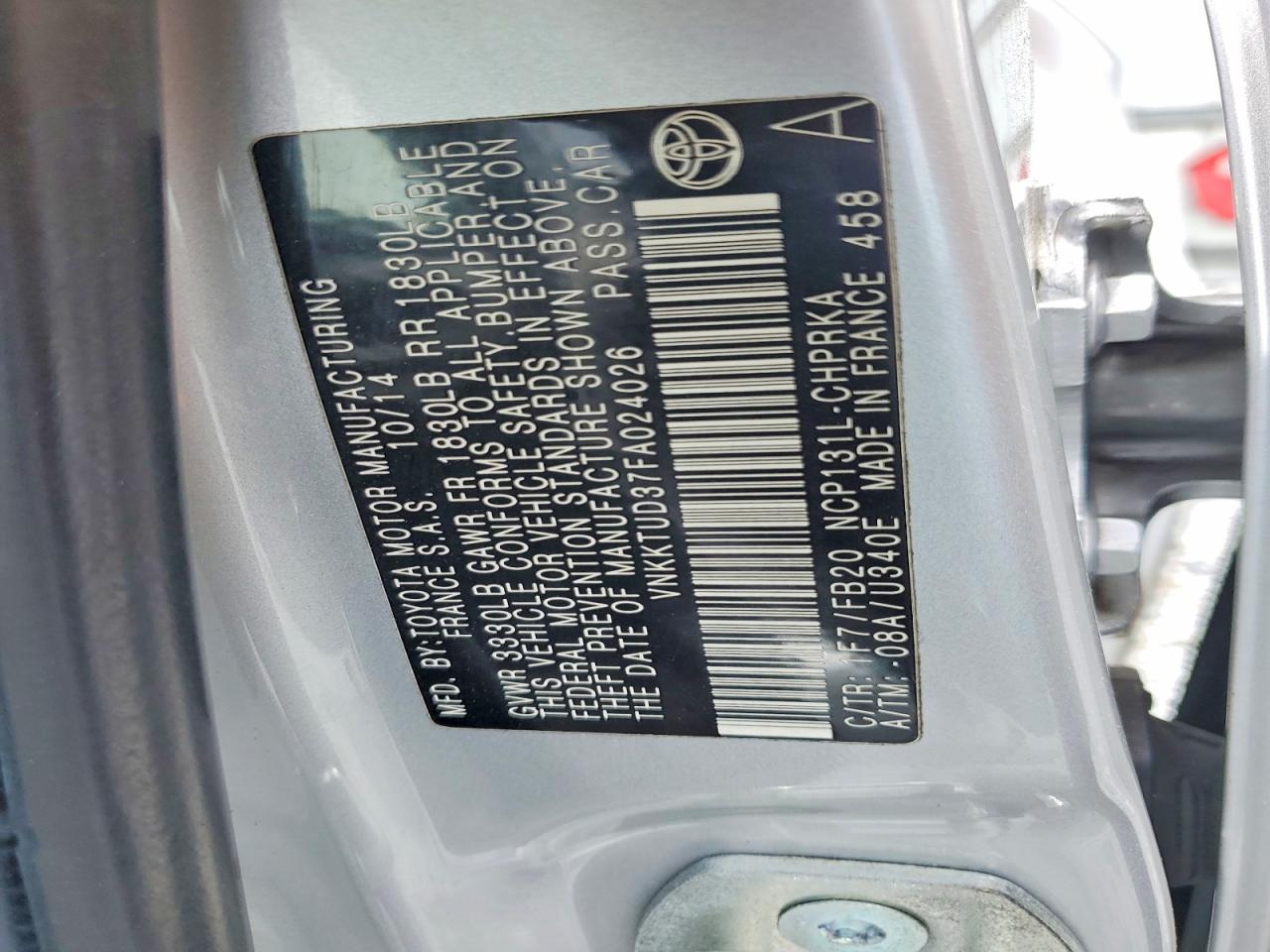 2015 Toyota Yaris 5-door Le Серебряный vin: VNKKTUD37FA024026