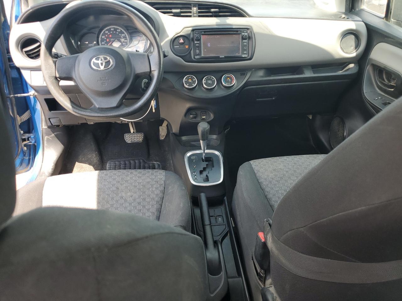 2015 Toyota Yaris Blue vin: VNKKTUD38FA021751