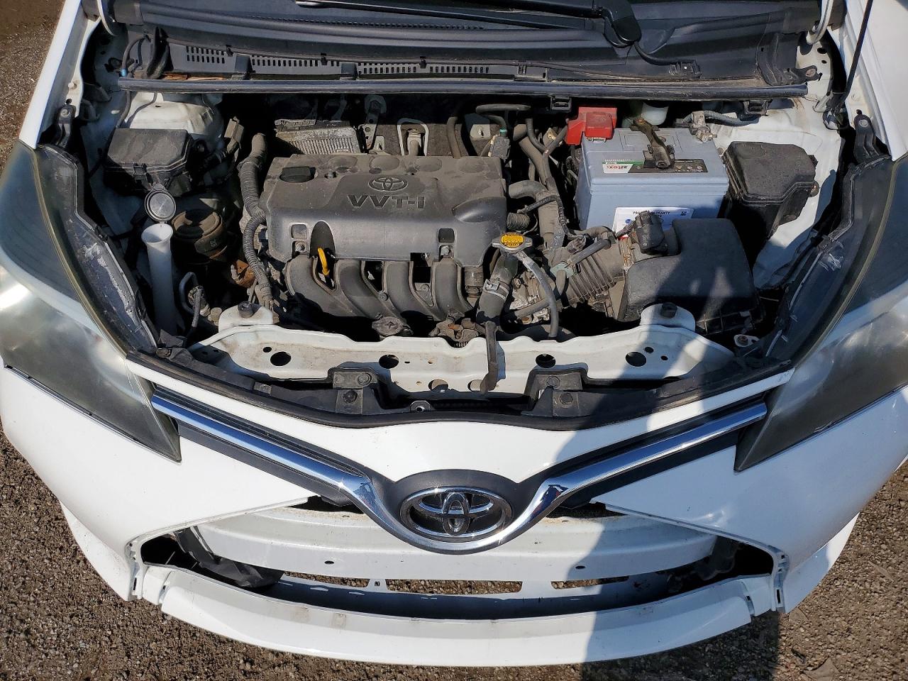 2015 Toyota Yaris White vin: VNKKTUD38FA046794